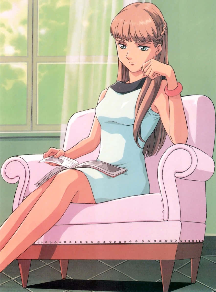 Relena Peacecraft 桌布 壁紙 — 一位冷靜的動漫女孩，棕色頭髮，坐在粉紅色扶手椅上，在陽光照射的窗邊閱讀雜誌。