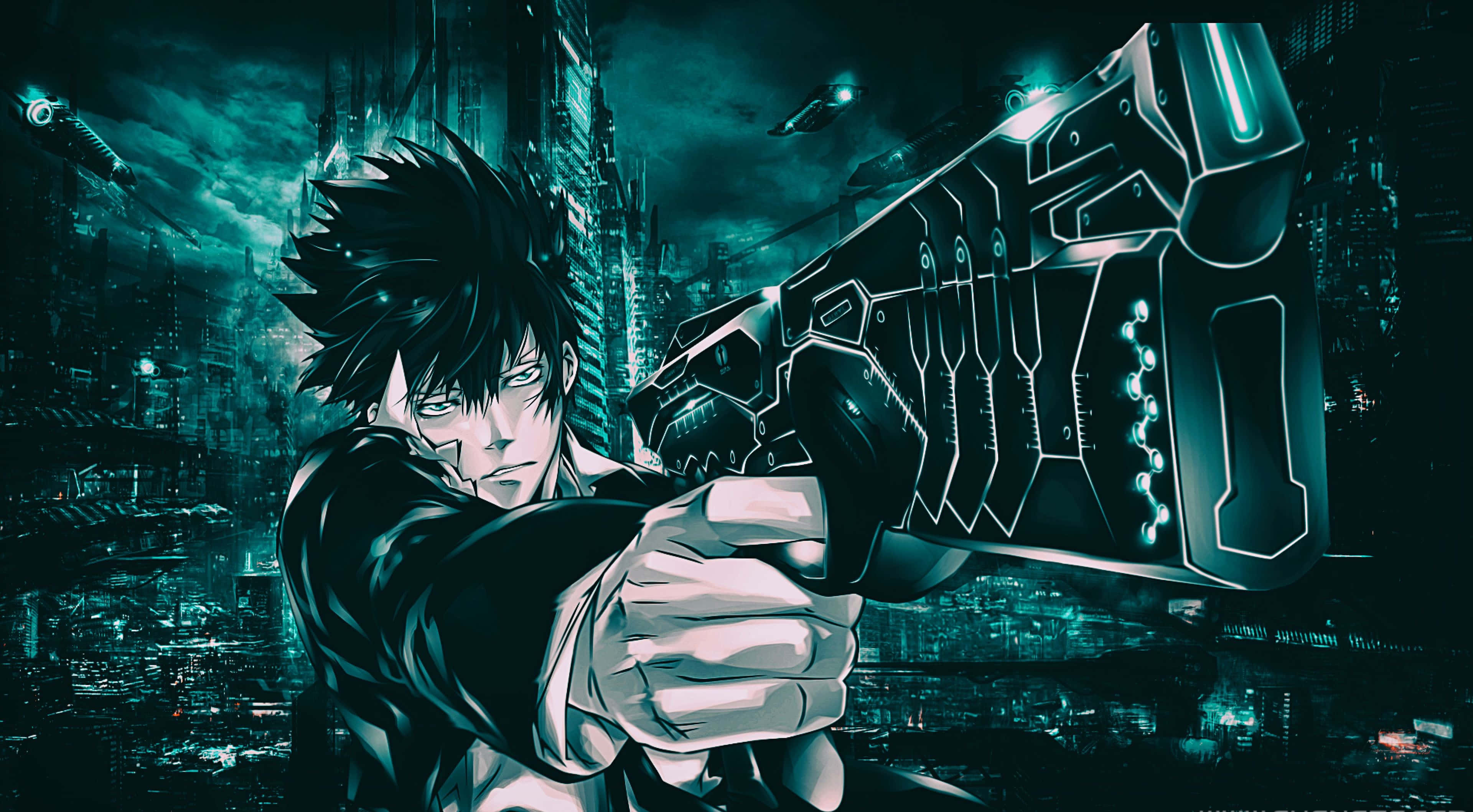 Shinya Kogami 桌布 壁紙 — 一位刺蝟頭髮的動漫戰士在暴風雨的天空下，用發光的未來手槍瞄準霓虹燈閃爍的賽博龐克城市景觀。