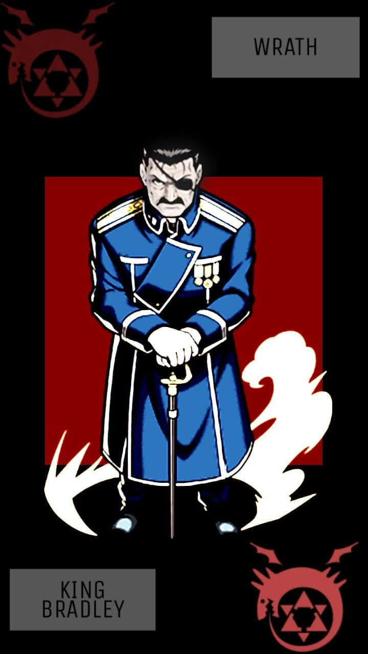 King Bradley 桌布 壁紙 — 一位嚴肅的動漫風格將軍穿著藍色制服，手持手杖，站在標有憤怒的紅色背景前。