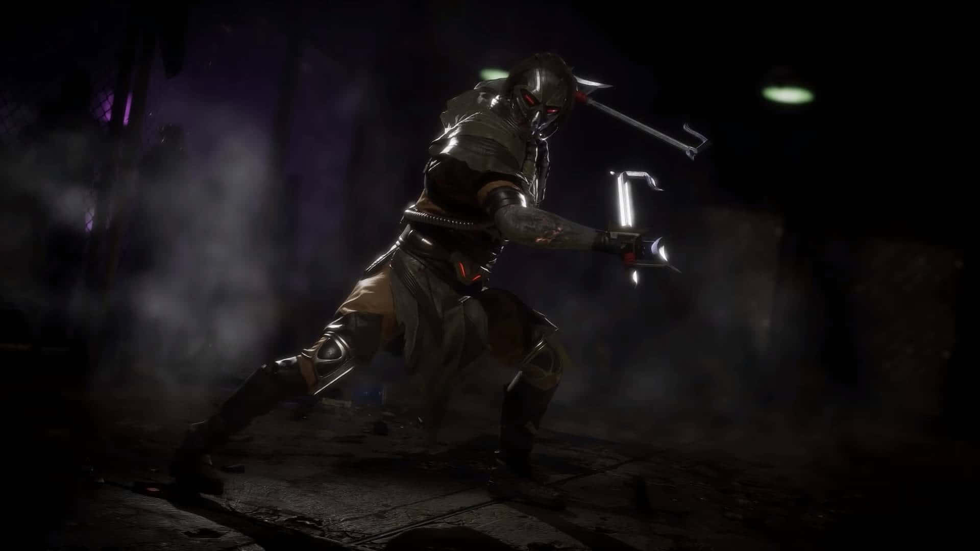 Mortal Kombat Fatality 桌布 壁紙 — 一位在金屬盔甲中昏暗照明的忍者戰士，在夜晚煙霧瀰漫的城市小巷中揮舞著發光的刀刃。