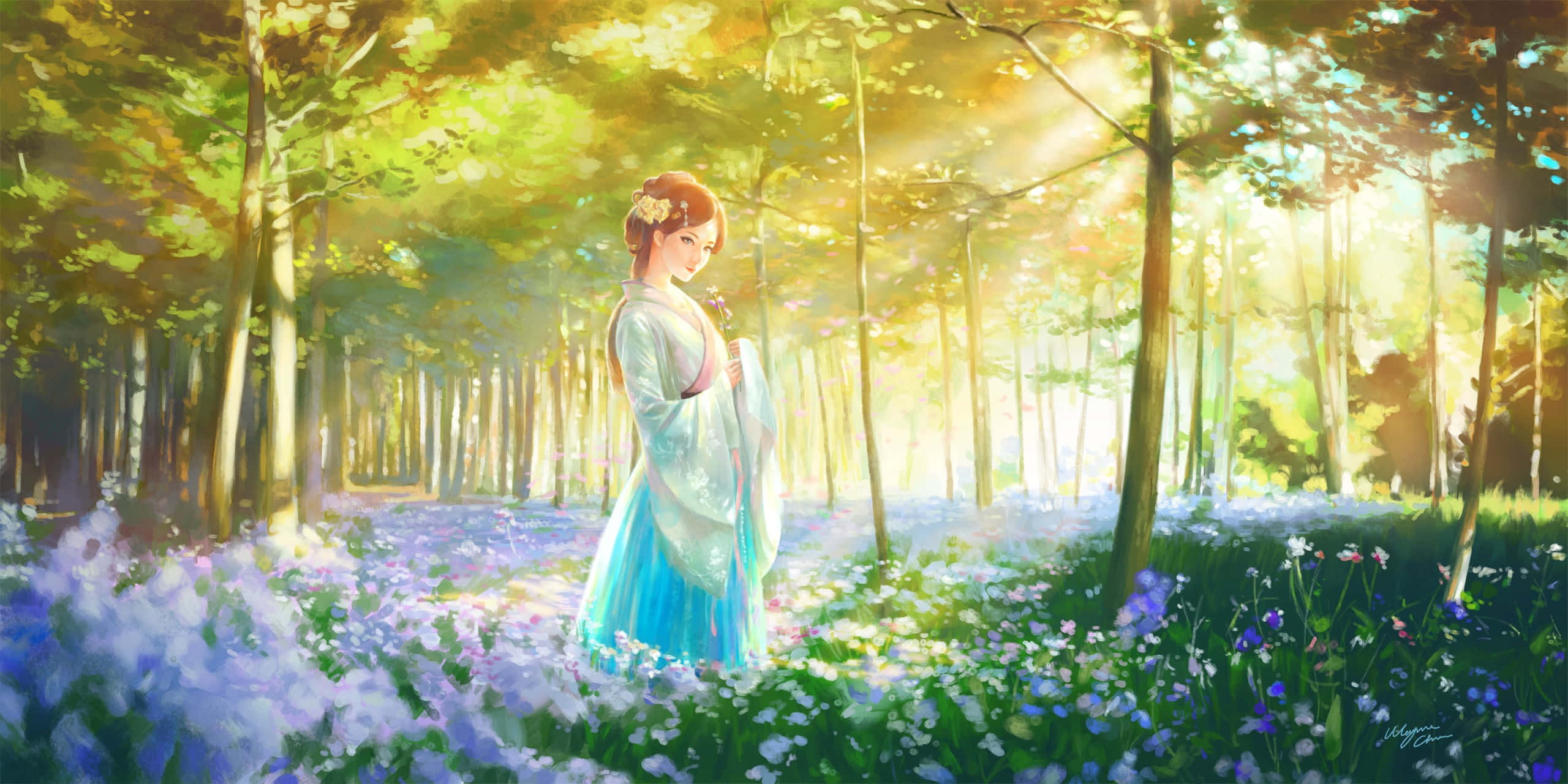Beautiful Painting 桌布 壁紙 — 一位寧靜的動漫女孩穿著飄逸的藍色連衣裙，站在陽光普照、鋪滿紫色花朵的森林地面上。