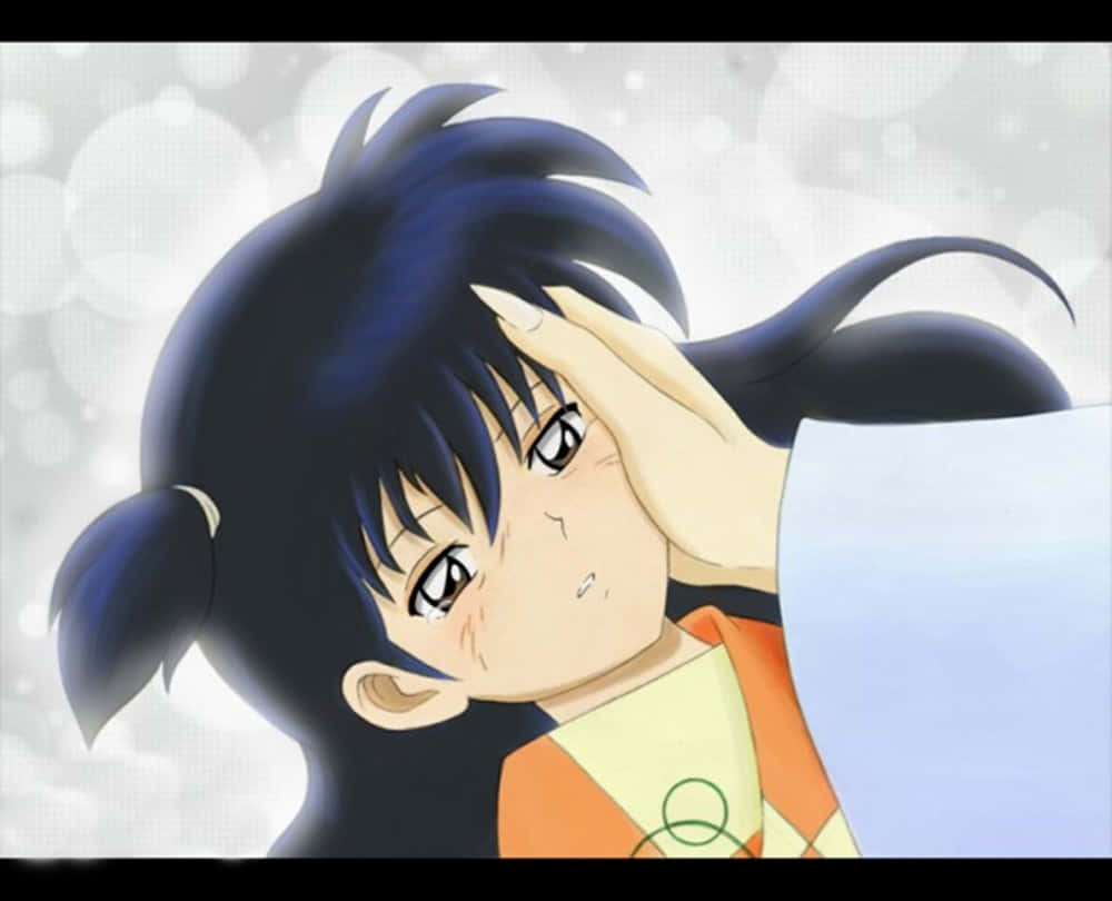 Inuyasha Rin 桌布 壁紙 — 一位年輕的動漫女孩，深藍色頭髮和大眼睛，用一隻手遮住臉，背景是柔和的散景。
