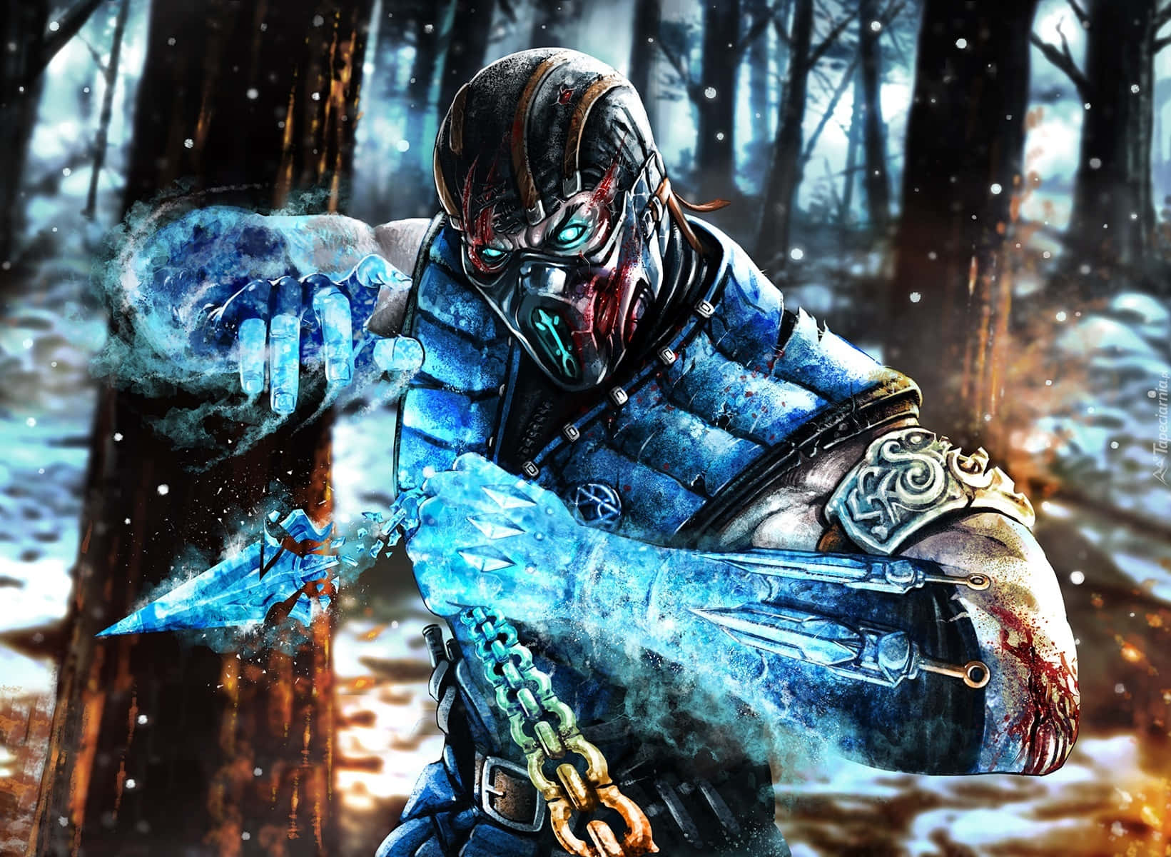 Mortal Kombat Sub-zero 桌布 壁紙 — 一位戴著面具的戰士身穿冰藍色盔甲，在雪夜森林中揮舞著覆蓋霜凍的刀刃。