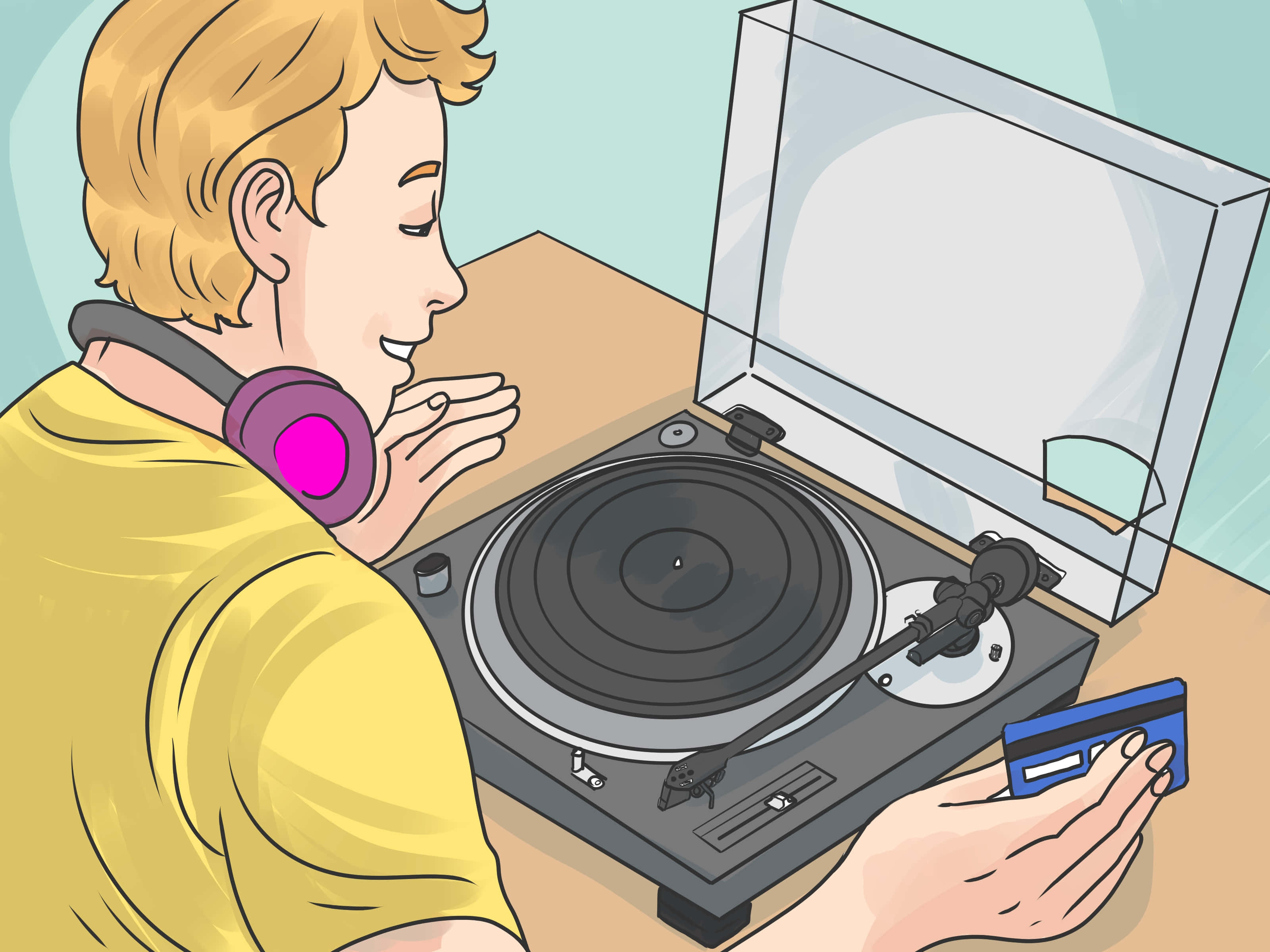 DJ 桌布 壁紙 — 一位穿著黃色襯衫的年輕男子微笑著，頸上掛著耳機，在唱盤附近拿著卡式錄音帶。