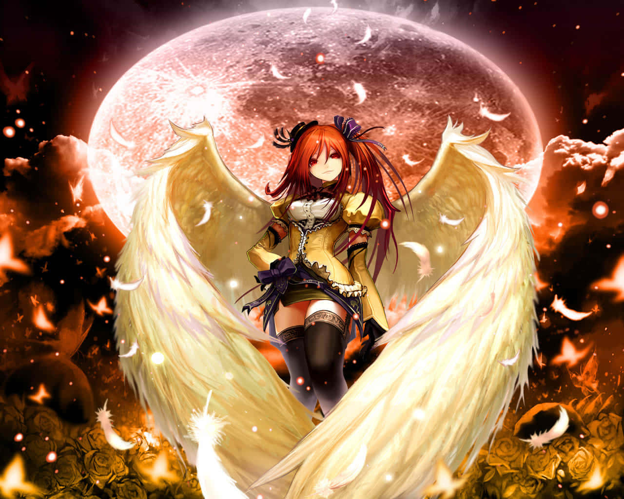 angels 桌布 壁紙 — 一位紅髮動漫女孩，擁有巨大的白色翅膀，站在發光的滿月前，周圍環繞著漂浮的羽毛和火雲。