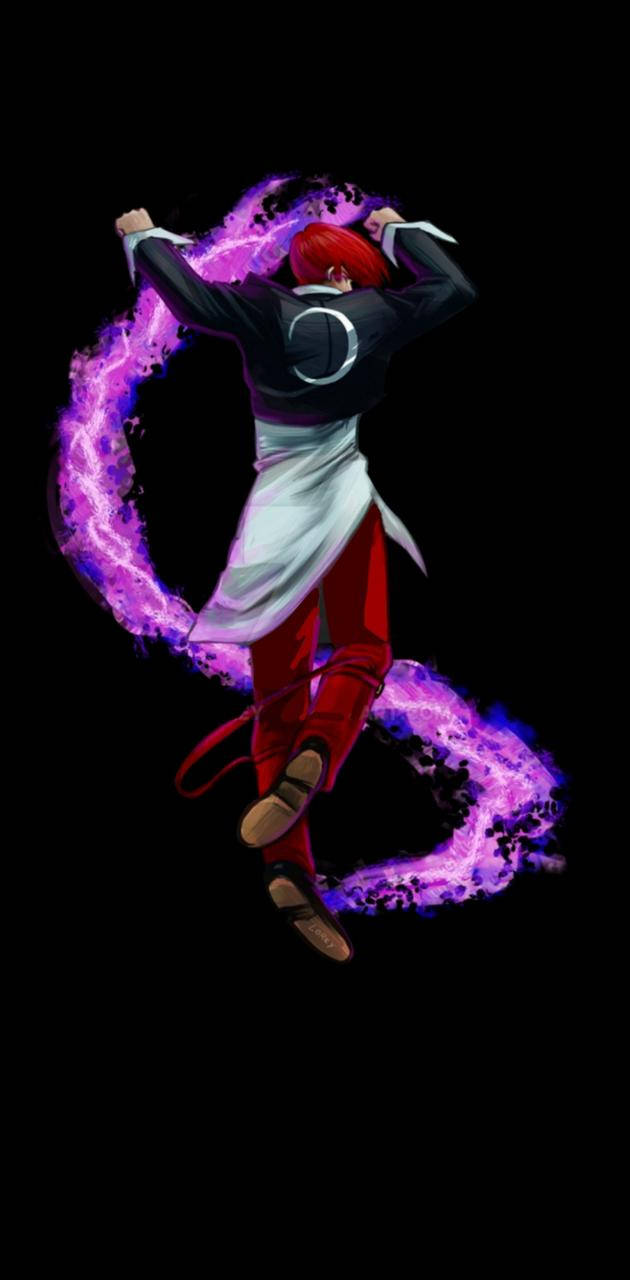 Mobile Legends 桌布 壁紙 — 一位紅髮動漫戰士身穿黑白服裝，在黑色背景前以動態姿勢引導發光的紫色能量。