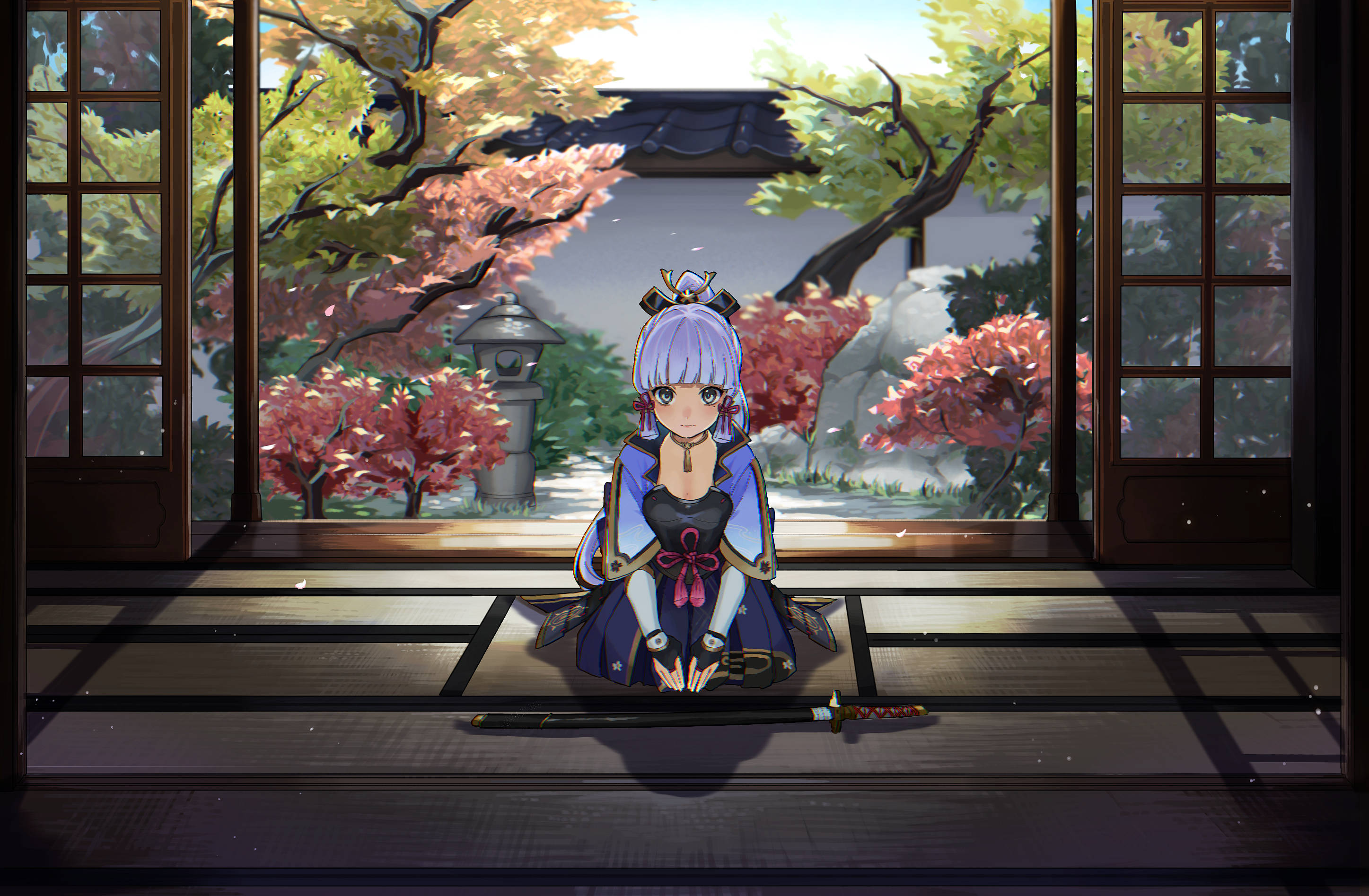 遊戲 桌布 壁紙 — 一位紫髮動漫女孩穿著傳統服飾，盤腿坐在榻榻米上，窗前可俯瞰充滿活力的秋日花園。