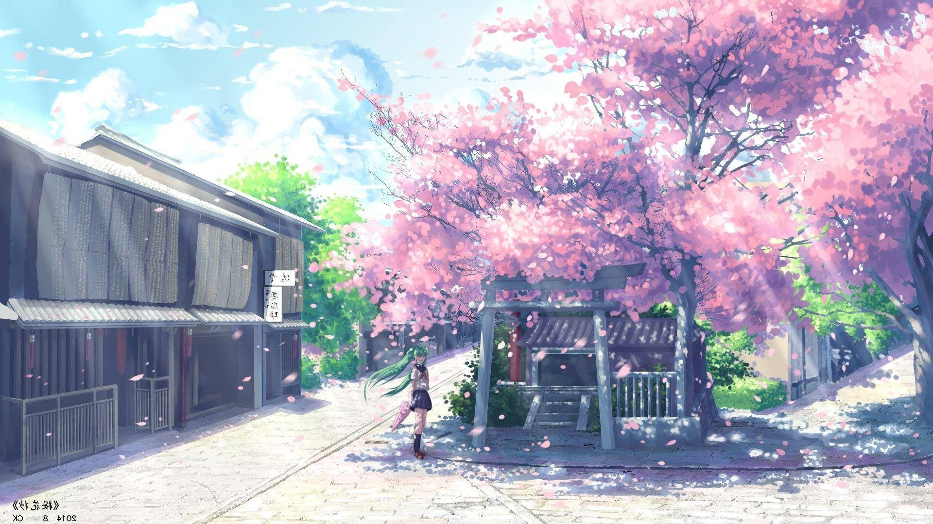 Vocaloid 桌布 壁紙 — 一位綠髮動漫女孩在傳統日本鳥居和木造建築旁，走在一棵盛開的粉紅色櫻花樹下。