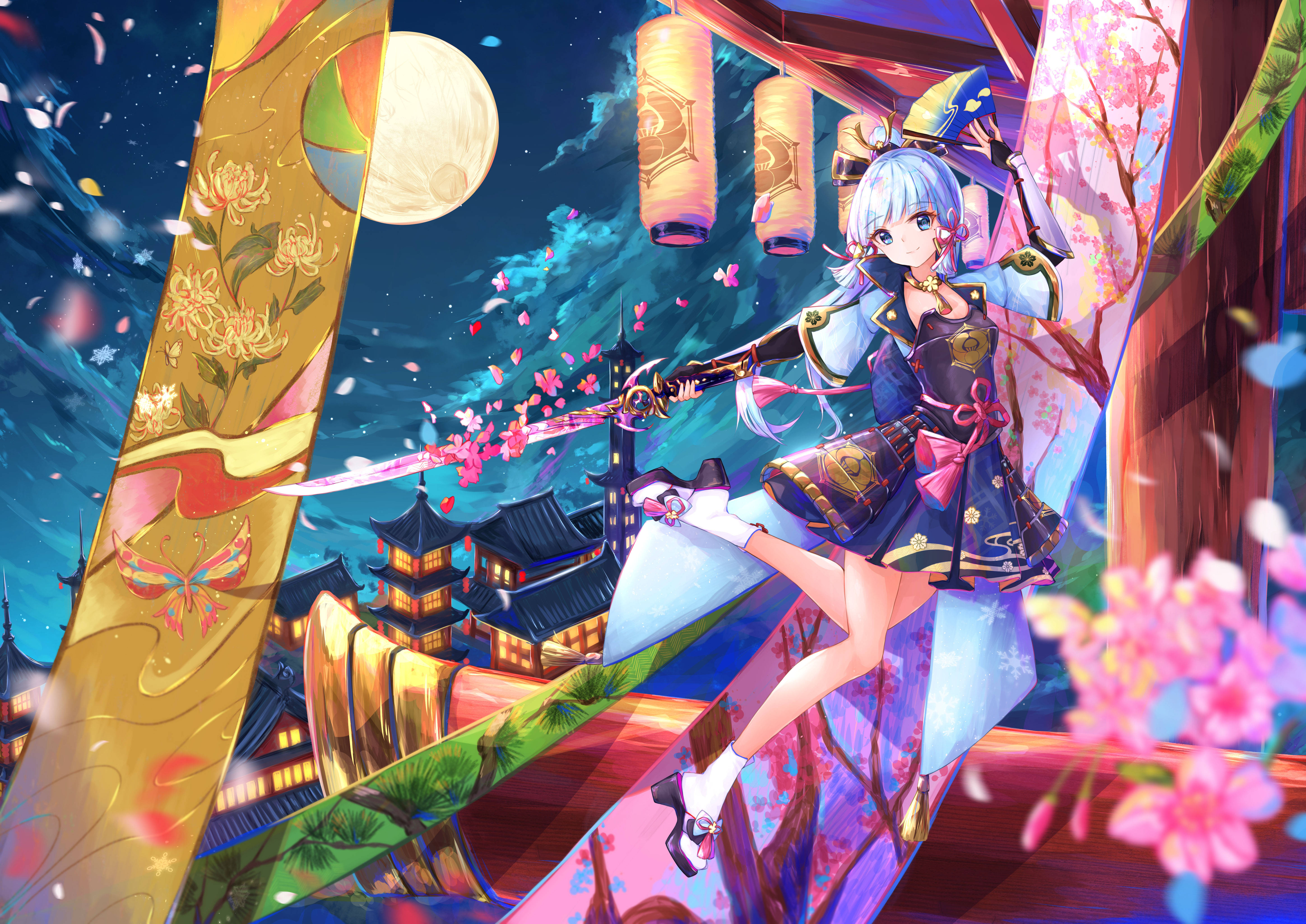 遊戲 桌布 壁紙 — 一位藍髮動漫少女穿著傳統服飾，在滿月下揮劍穿過櫻花，照耀著發光的日本小鎮。