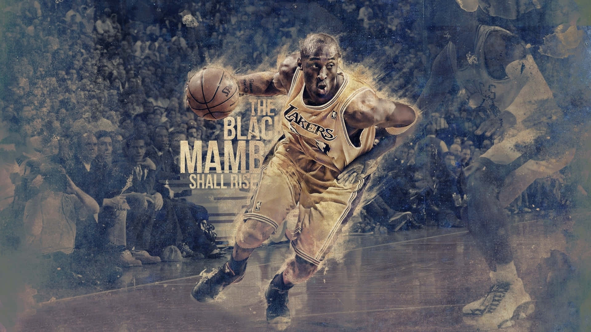 Kobe 桌布 壁紙 — 一位身穿湖人队球衣的动态篮球运动员在模糊的人群背景下激烈运球，文字宣告'The Black Mamba Shall Rise'。
