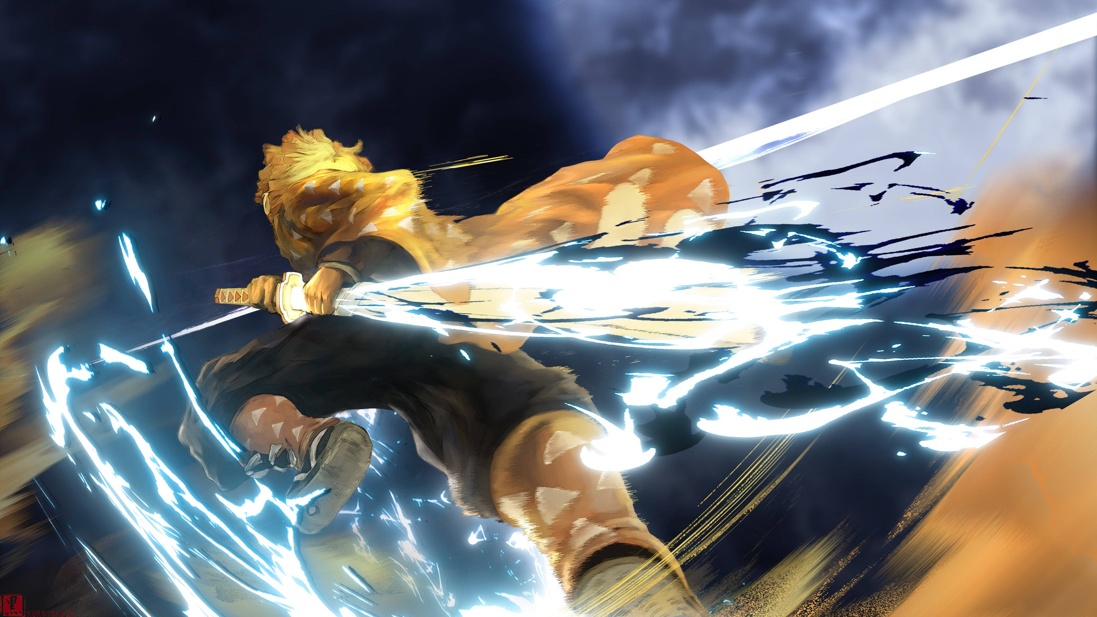 Demon Slayer 4K Zenitsu Lightning 壁紙 — 一位金髮動漫戰士在黑暗暴風雨的天空下揮舞著發光的劍，留下電光藍色的能量軌跡。