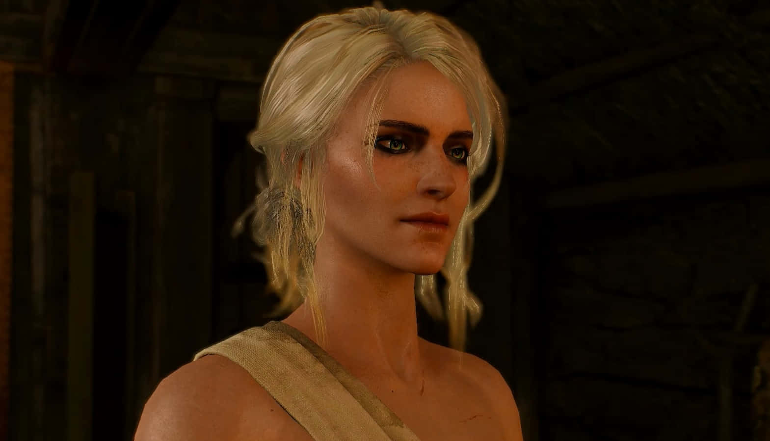 The Witcher Characters 桌布 壁紙 — 一位金髮女子在光線昏暗的質樸木質室內，以銳利的眼神凝視前方。