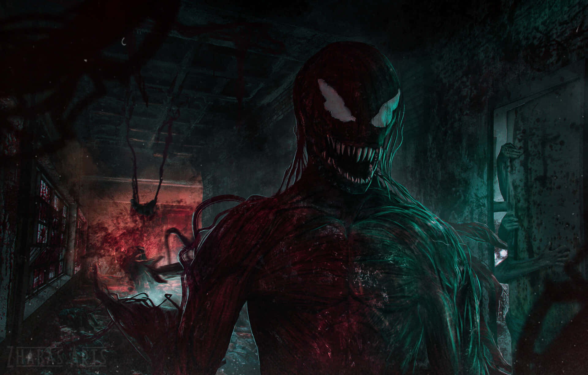 Maximum Carnage 桌布 壁紙 — 一個充滿威脅的毒液站在黑暗破敗的走廊中，眼睛發光，牙齒鋒利，背景是一彎新月。