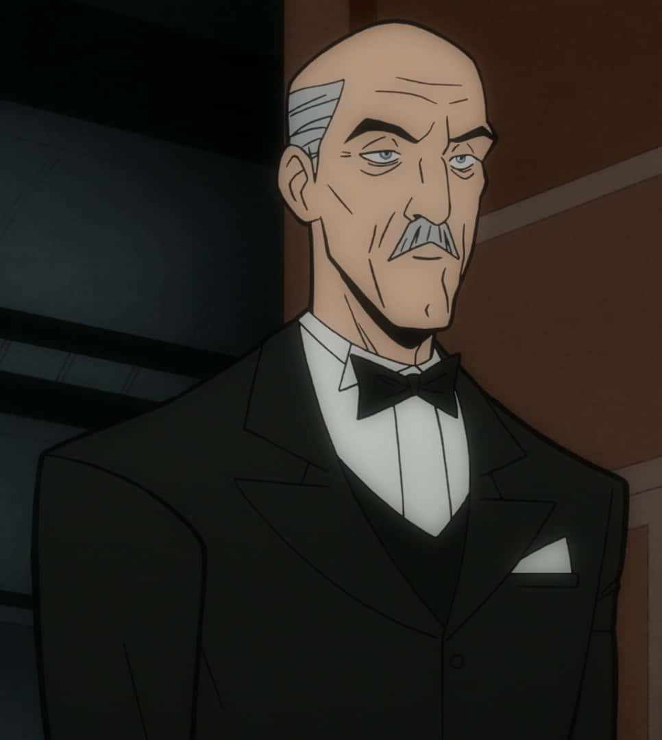 Alfred Pennyworth 桌布 壁紙 — 一個光頭動畫男人留著鬍子，在昏暗的房間裡穿著黑色燕尾服和領結。