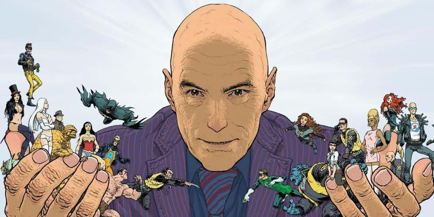 Grant Morrison 桌布 壁紙 — 一個光頭男人穿著紫色西裝，在明亮的天空背景下，雙手捧著微型漫畫英雄和反派。