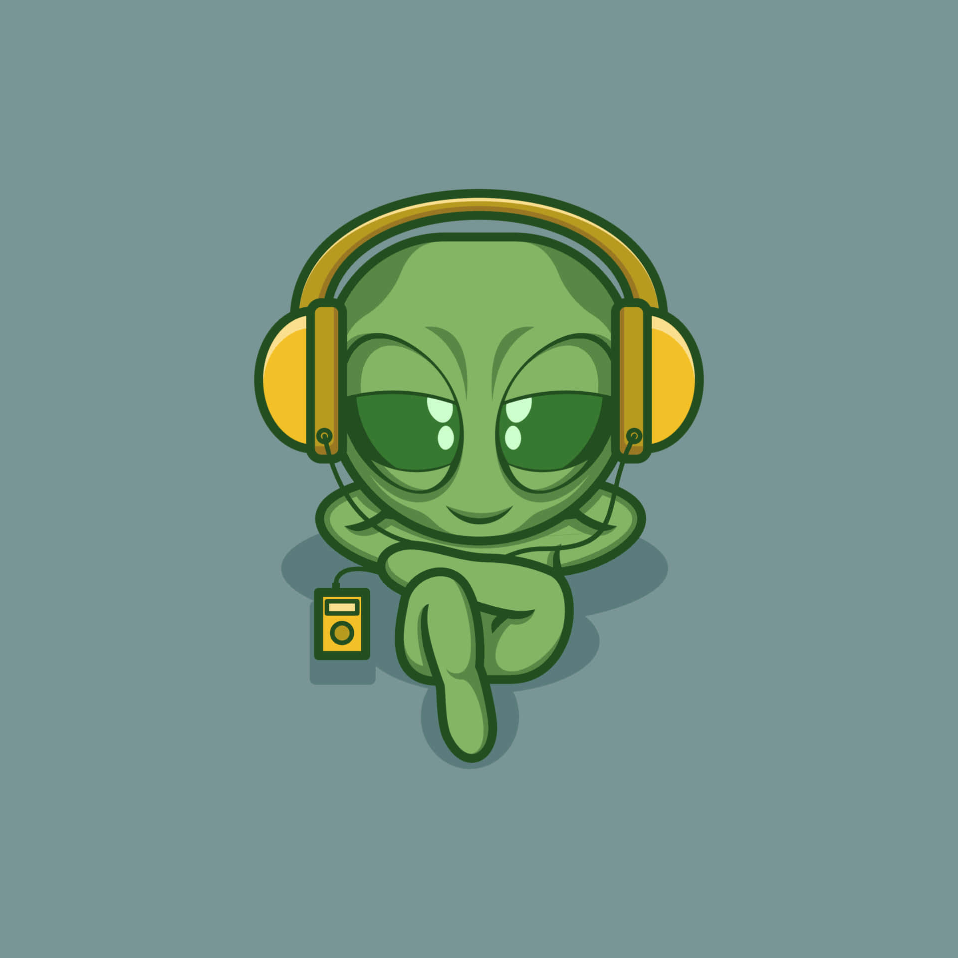 Cartoon Alien 桌布 壁紙 — 一個可愛的綠色外星人，大眼睛，戴著黃色耳機，在柔和的青綠色背景前拿著一個手提音響。