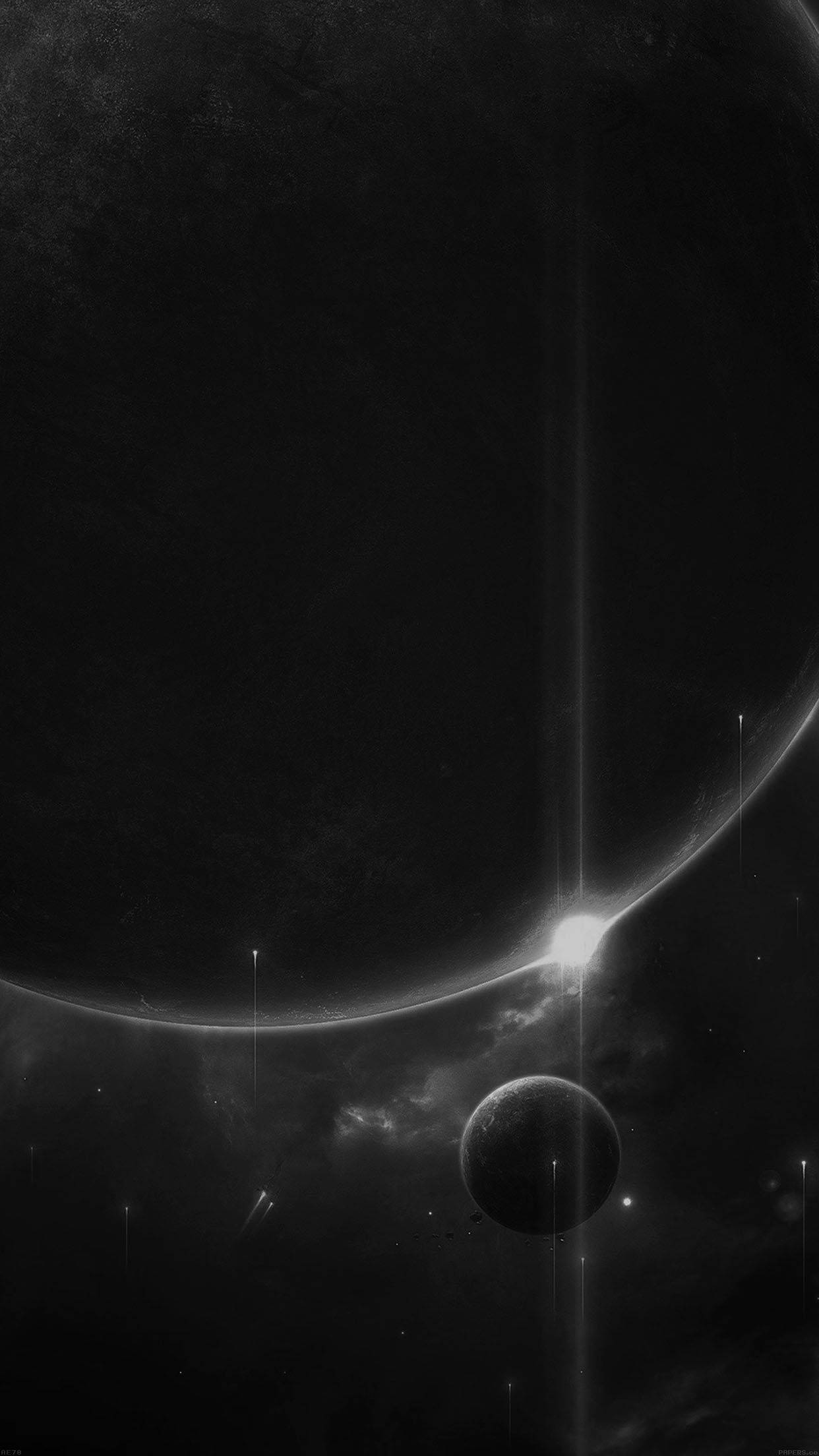 外太空 桌布 壁紙 — 一個單色宇宙場景，一顆發光的太陽位於巨大行星後方，將光線投射到較小的月球和遙遠的星星上。