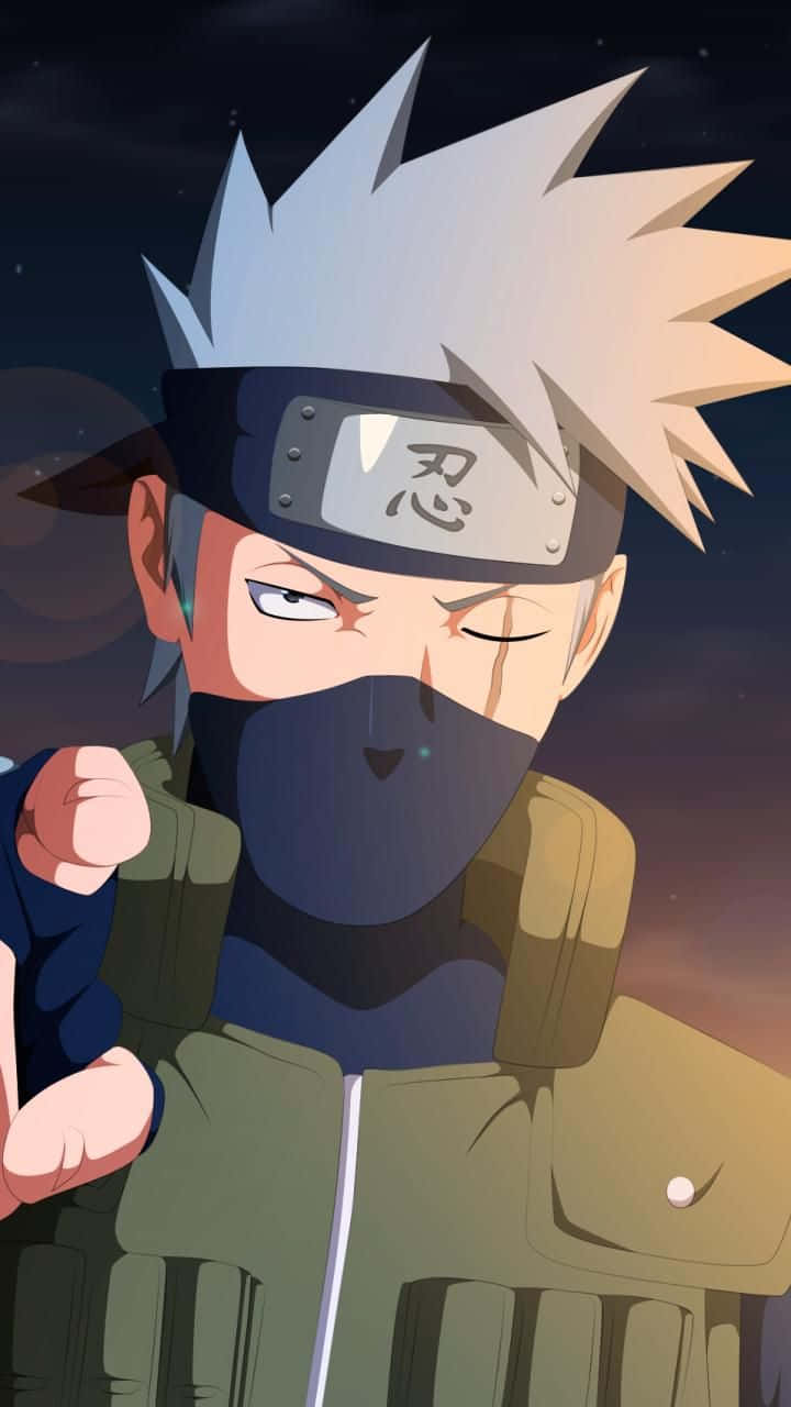 Akatsuki Kakashi 桌布 壁紙 — 一個堅定的動漫忍者，有著尖刺的白髮和面具，在繁星點點的暮色天空下緊握拳頭。