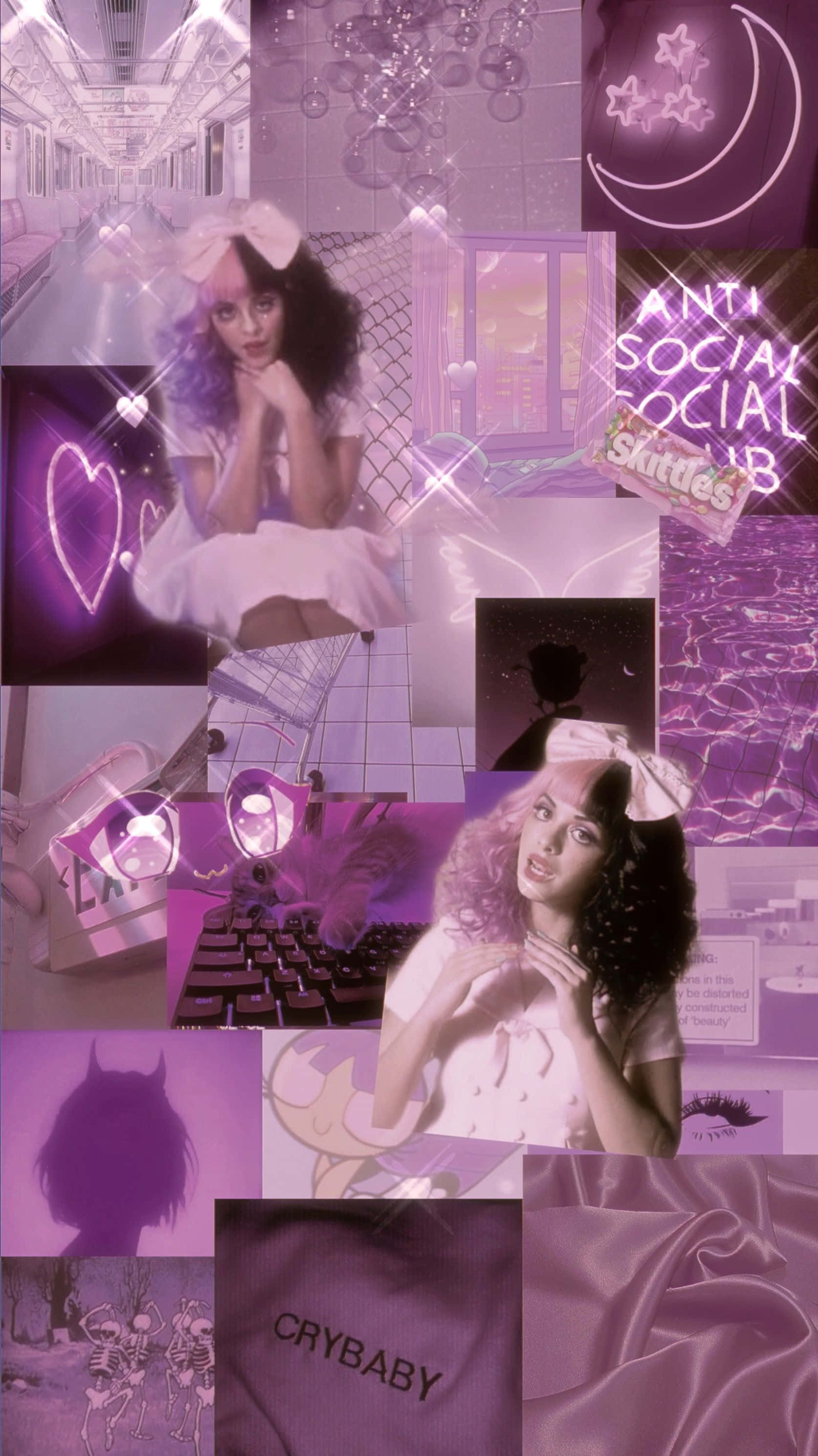 Melanie Martinez 桌布 壁紙 — 一個夢幻的紫色拼貼畫， featuring 一位粉紅色頭髮的年輕女性、霓虹燈標誌和閃爍的紋理，呈現超現實、陰鬱的美學。