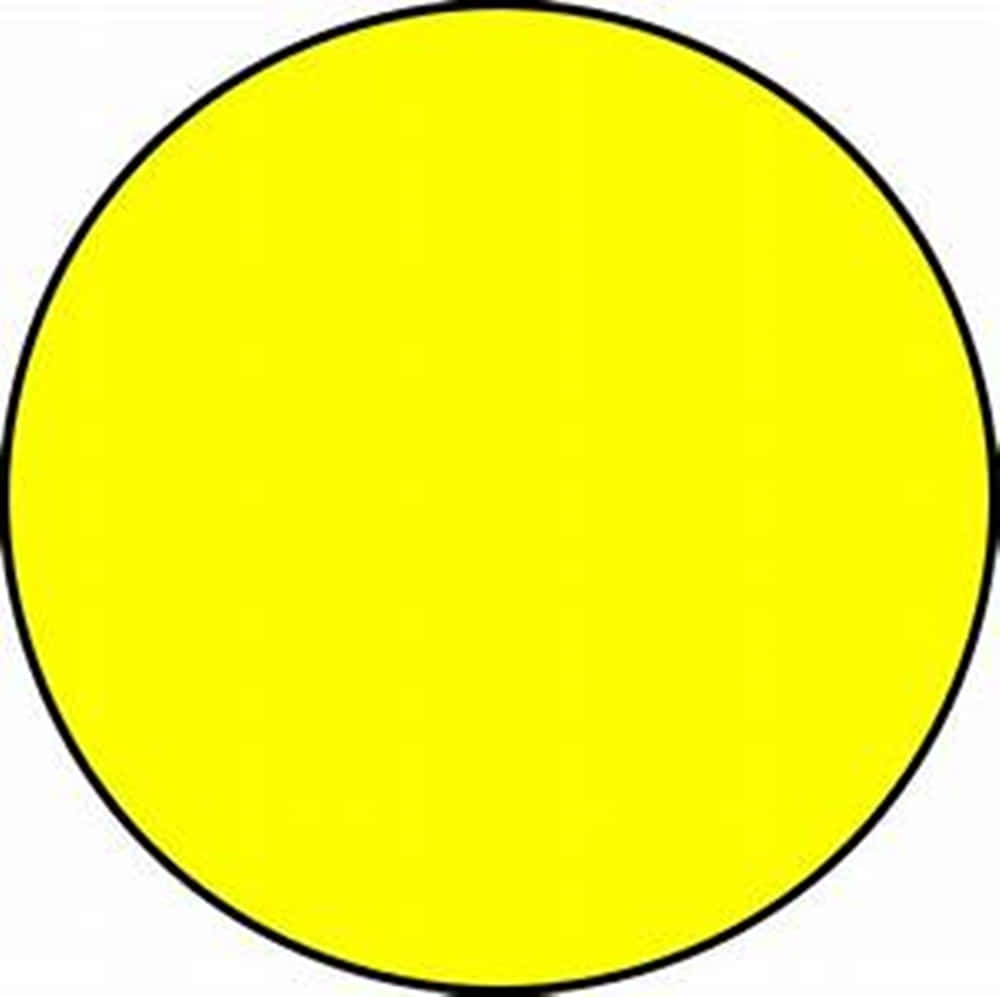 Yellow Circle 桌布 壁紙 — 一個大膽的黃色圓形，帶有幼黑色輪廓，置中在純白色背景上。