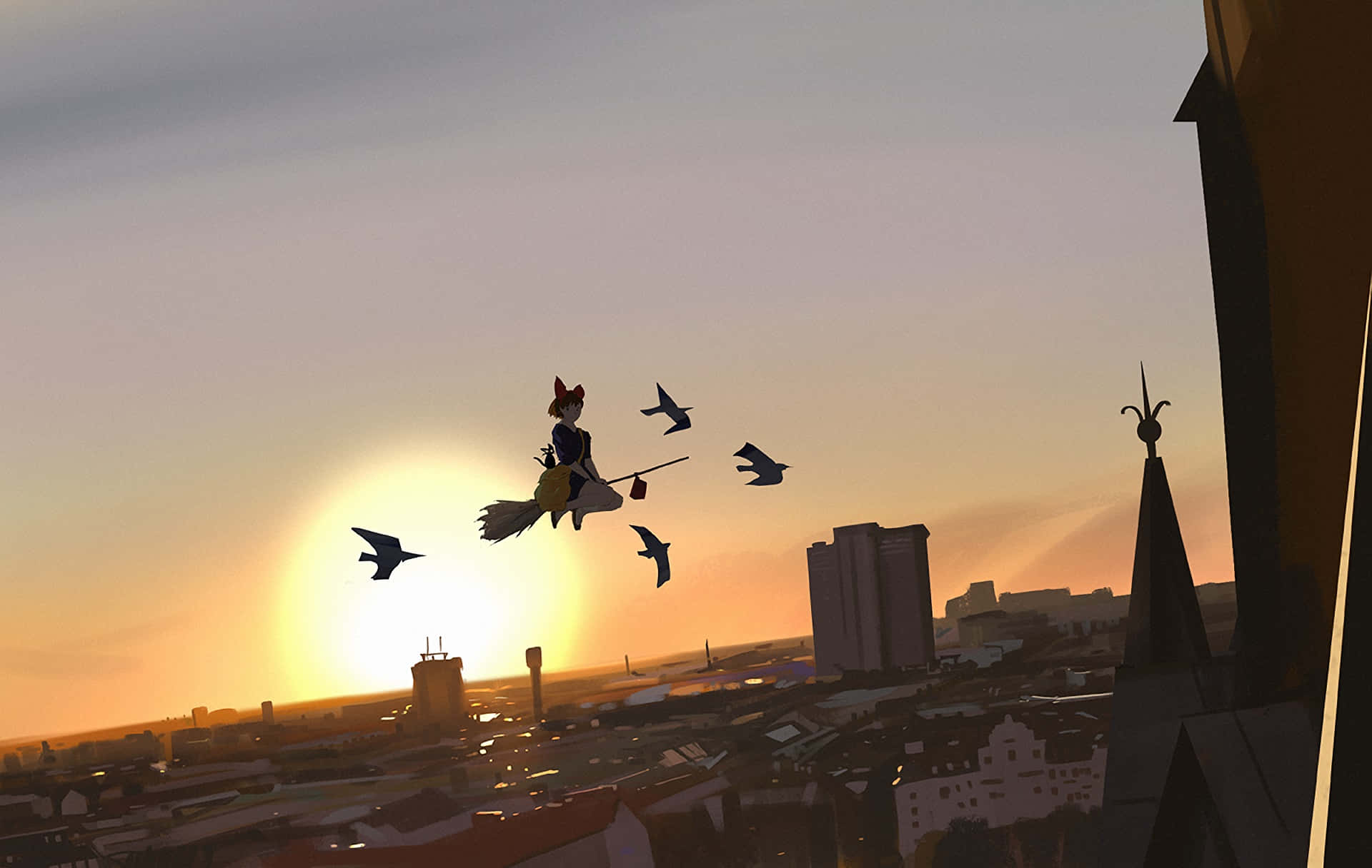 kiki's delivery service 桌布 壁紙 — 一個女巫騎著掃帚在日落時分飛越城市天際線，鳥兒跟隨她的剪影。