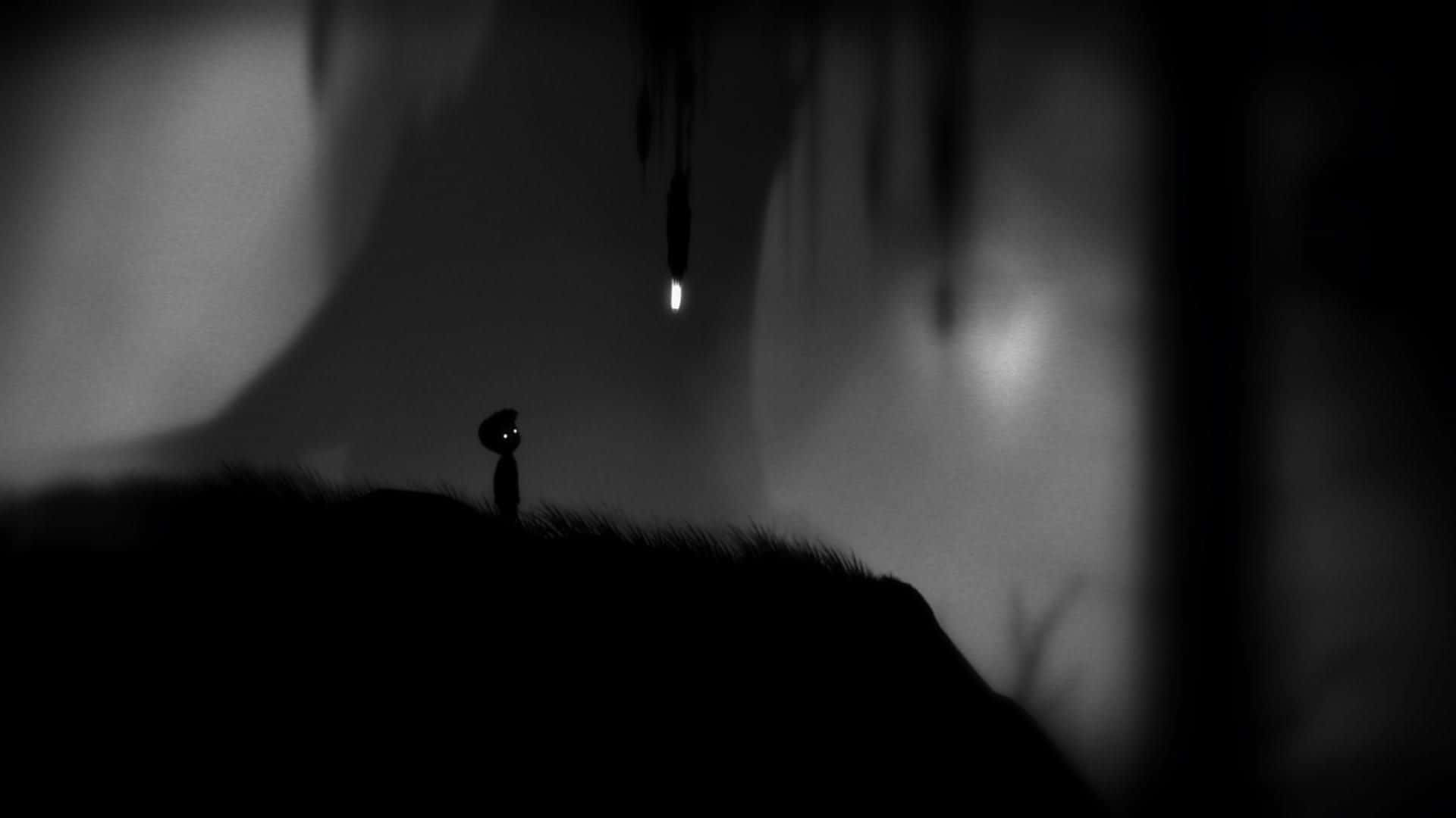 Dark Digital Art 桌布 壁紙 — 一個孤獨的剪影站在黑暗的山丘上，仰望單色洞穴中一個發光的光點。