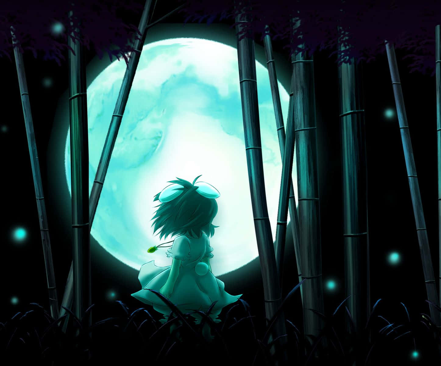 Anime Forest 桌布 壁紙 — 一個孤獨的動漫女孩，綠色頭髮，坐在竹林裡，凝視著被漂浮燈光包圍的發光青色滿月。