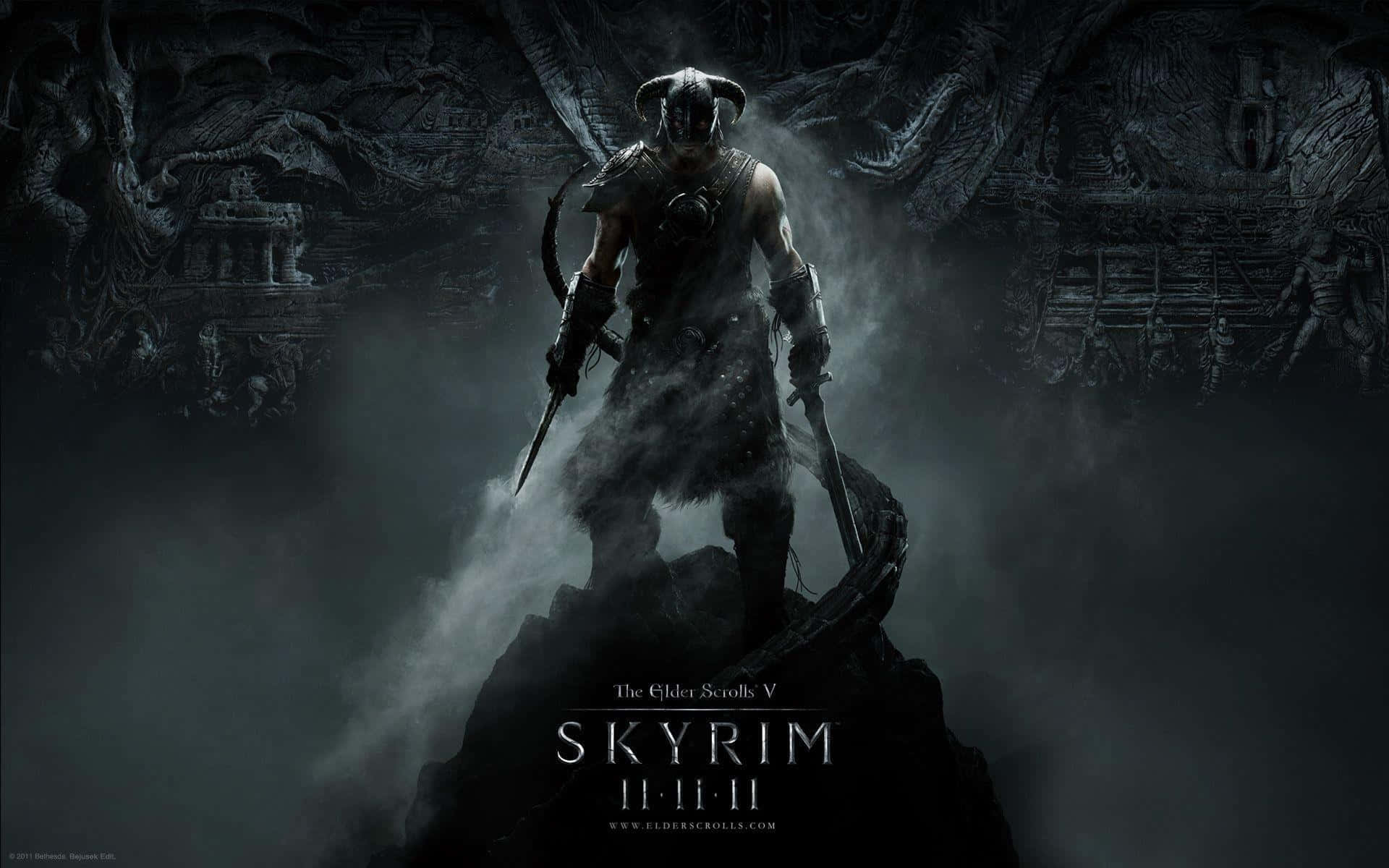 Skyrim Dragonborn 桌布 壁紙 — 一個孤獨的裝甲戰士站在霧氣籠罩的懸崖上，背後是黑暗奇幻領域中的古老廢墟和龍形雕刻。