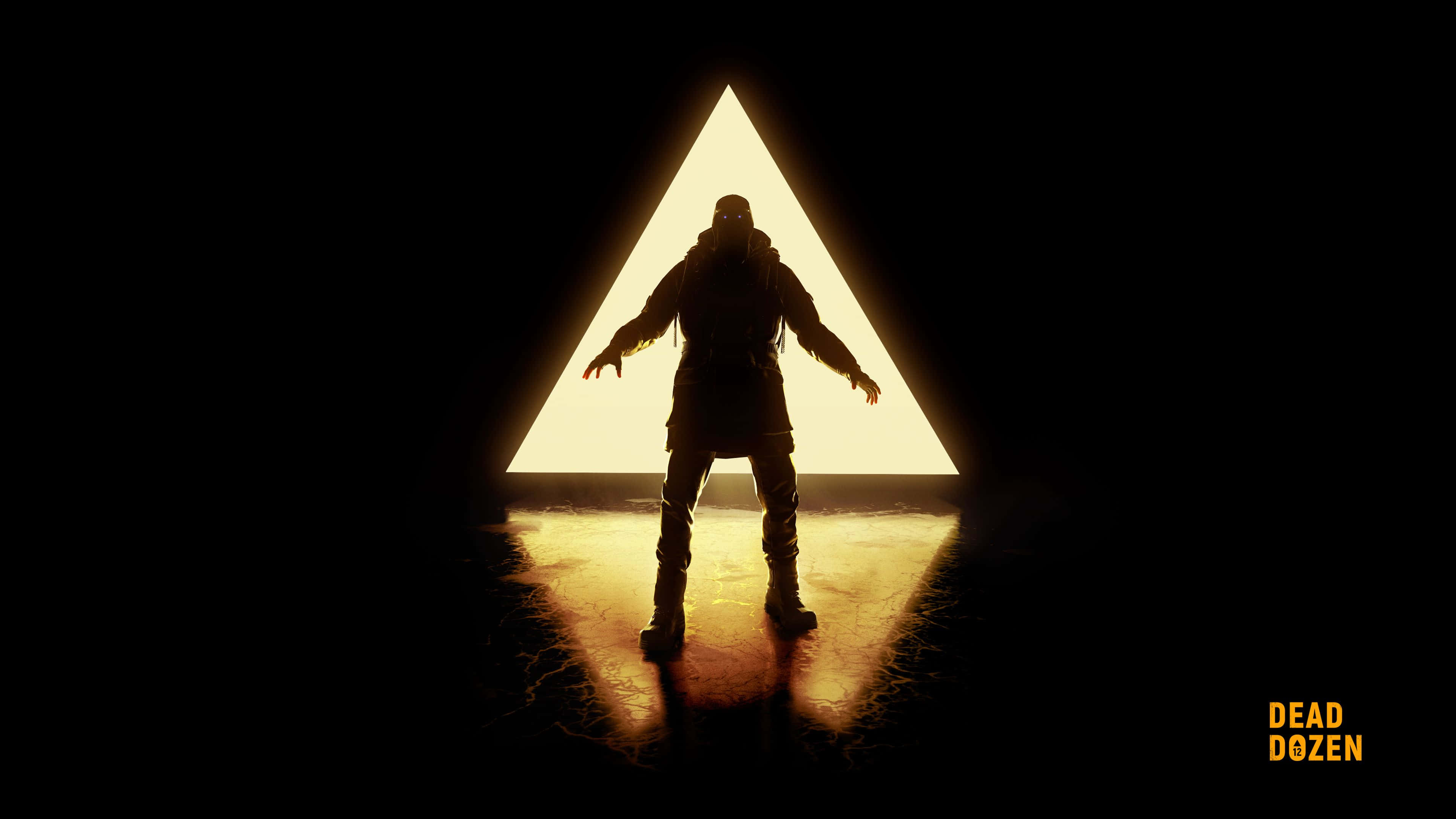 Horror Games 桌布 壁紙 — 一個孤獨的身影以剪影形式站在一個發光的三角形傳送門內，該傳送門將金色光線投射到反射性地板上。