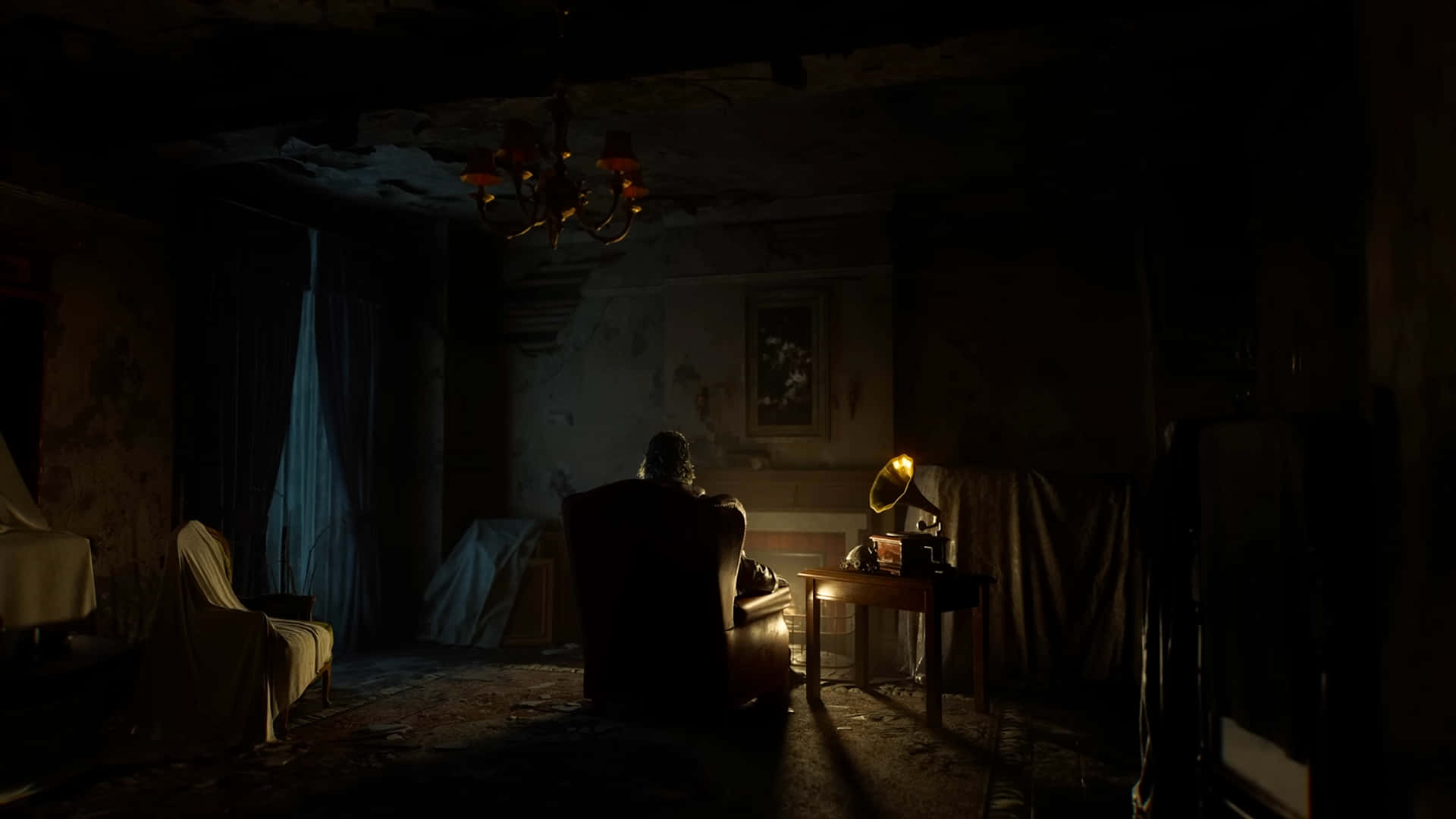 Resident Evil Requiem Victor Gideon room 壁紙 — 一個孤獨的身影坐在昏暗破舊的房間裡，僅由一盞檯燈照亮，在剝落的牆壁和佈滿灰塵的家具上投下長長的陰影。