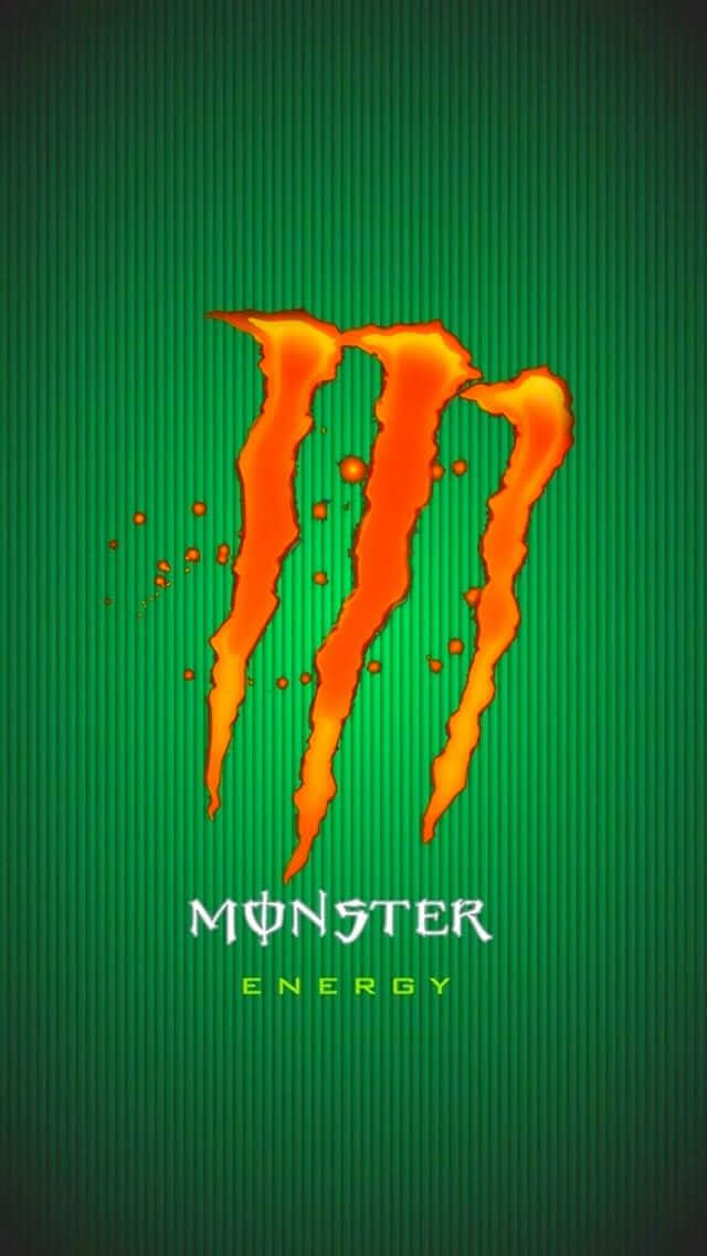 Monster Energy 桌布 壁紙 — 一個帶有爪痕和火花的火橙色Monster Energy標誌，背景為有紋理的綠色。