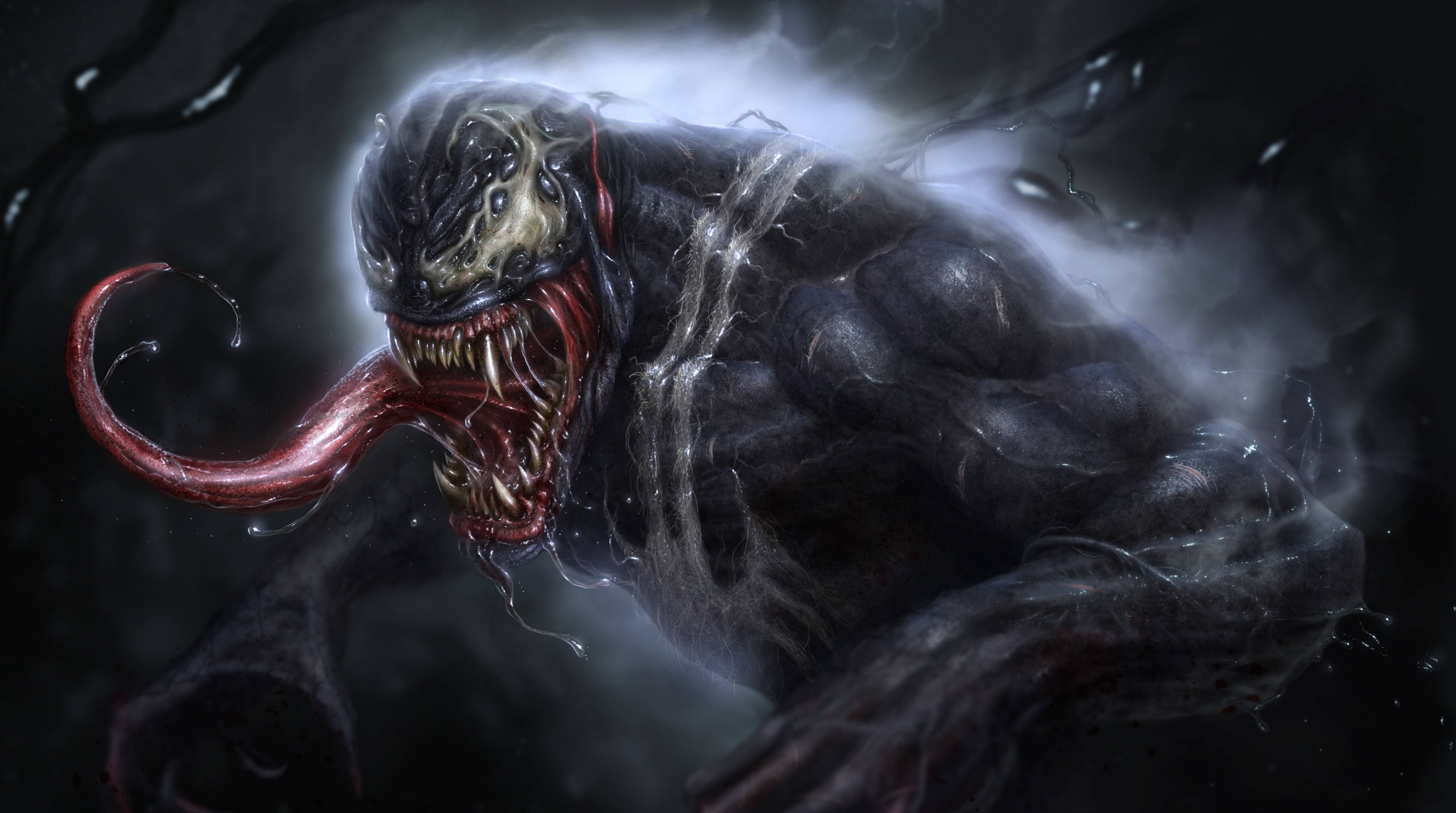 Marvel Villains 桌布 壁紙 — 一個帶有發光眼睛和長長紅色舌頭的威脅性黑色共生生物，在黑暗煙霧環境中向前猛撲。