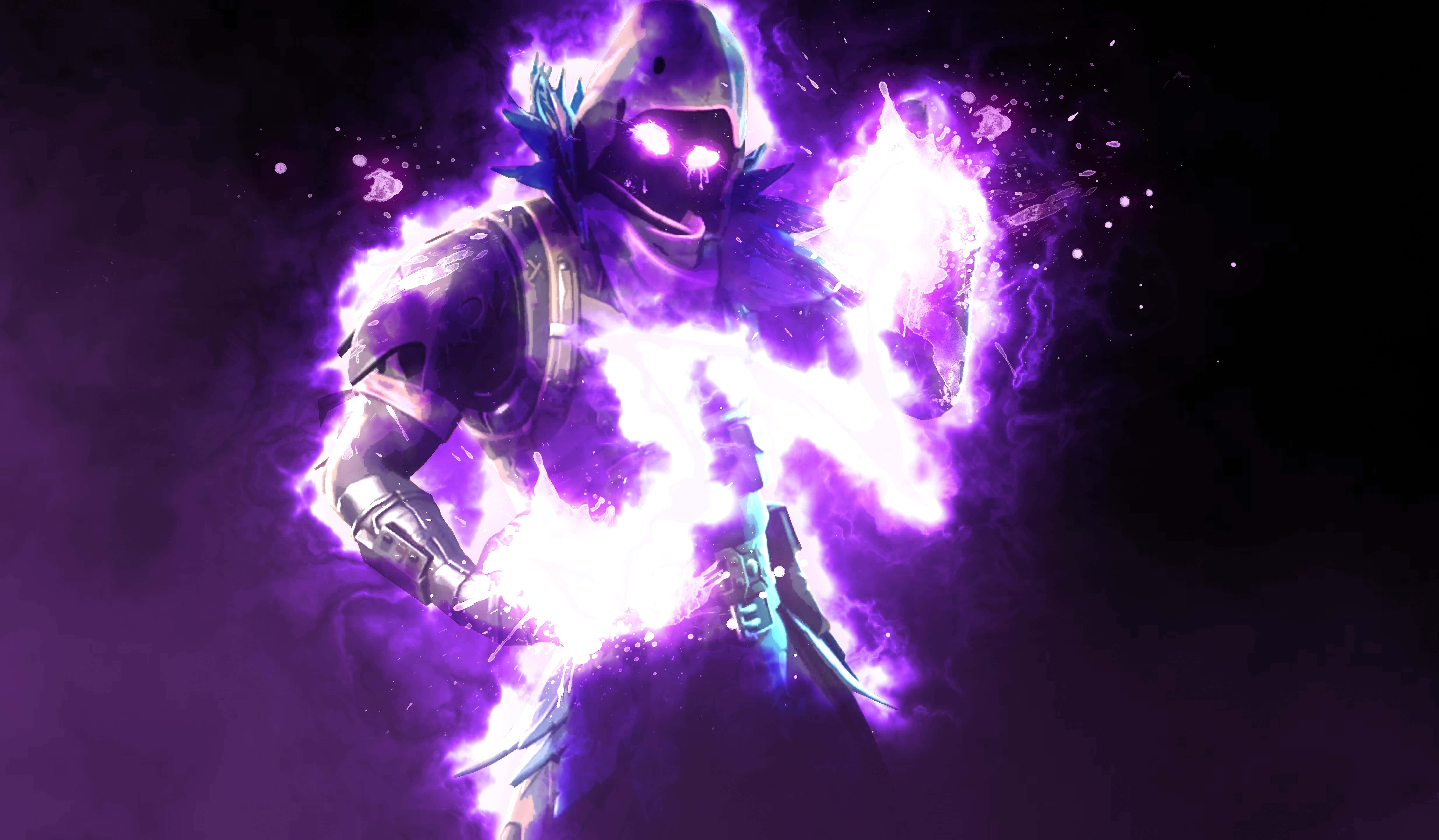 Raven Fortnite 桌布 壁紙 — 一個帶有發光紫色眼睛和周圍能量噼啪作響的威脅性裝甲戰士，背景為黑色。