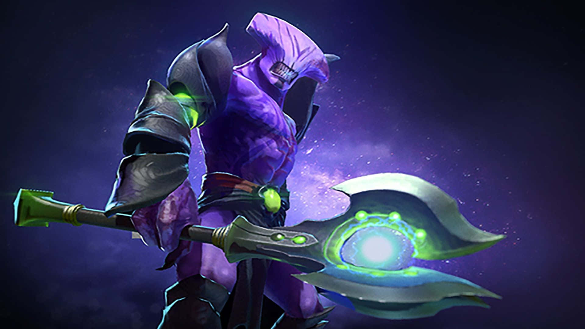 Faceless Void 桌布 壁紙 — 一個帶有發光綠色眼睛和武器的威脅性紫色裝甲戰士站在宇宙星空背景前。