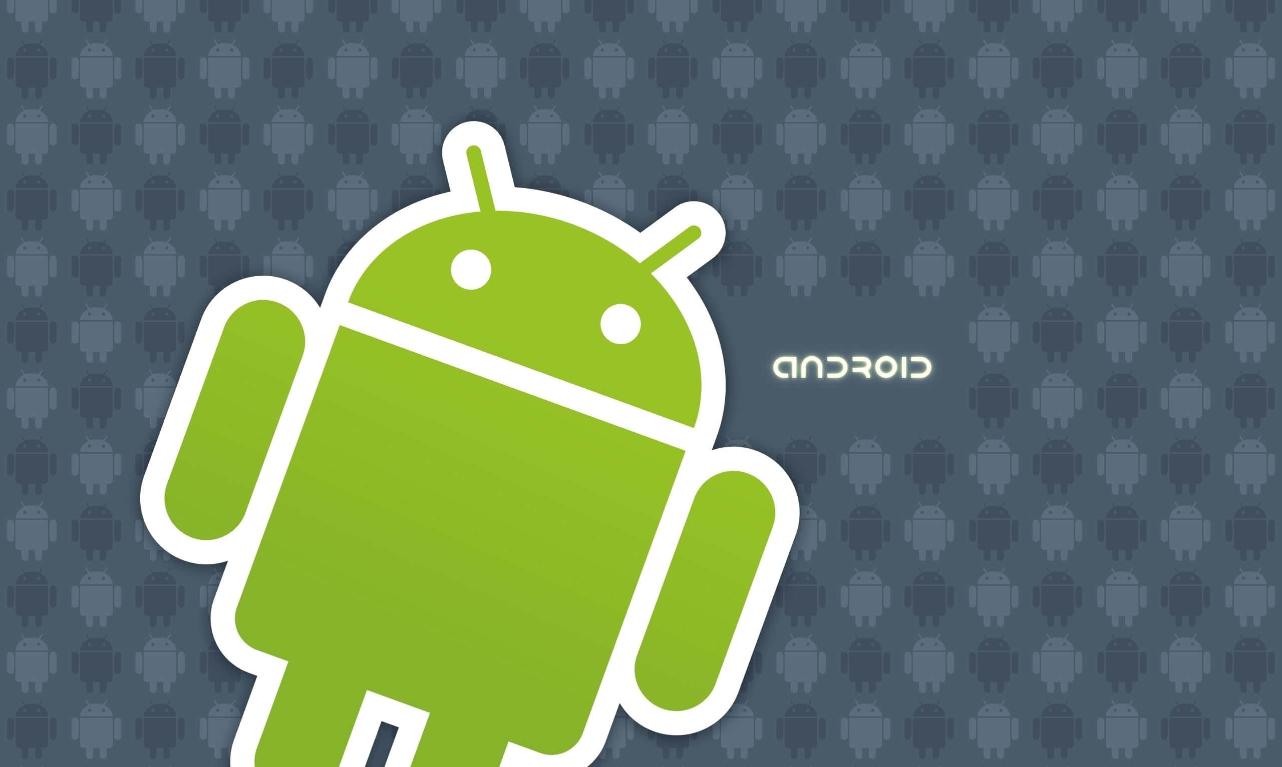 Android Computer 桌布 壁紙 — 一個帶有白色輪廓的大型綠色Android機械人吉祥物，在較小灰色Android圖標的重複圖案背景上脫穎而出。