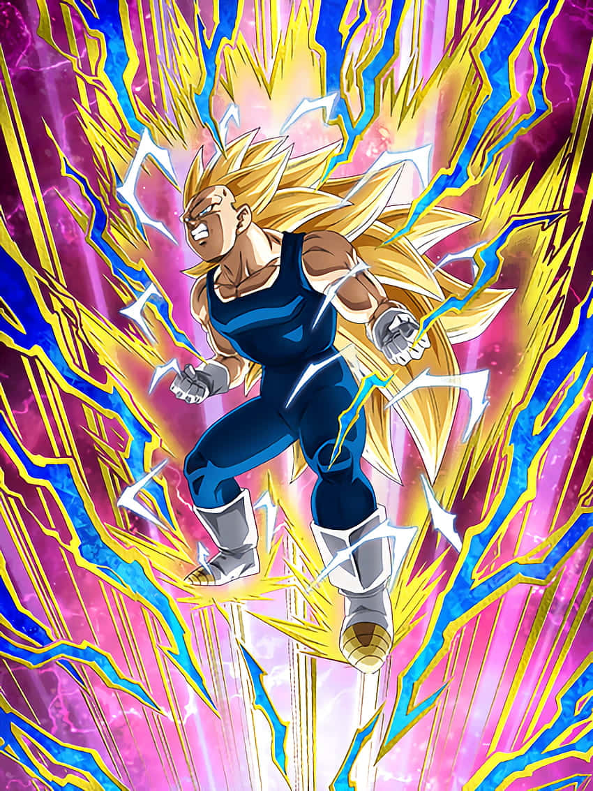 Vegeta Super Saiyan 3 桌布 壁紙 — 一個強大的動漫戰士，擁有尖刺金髮和藍色盔甲，在充滿活力的粉紅色背景下，被電黃色和藍色能量包圍著向前衝刺。