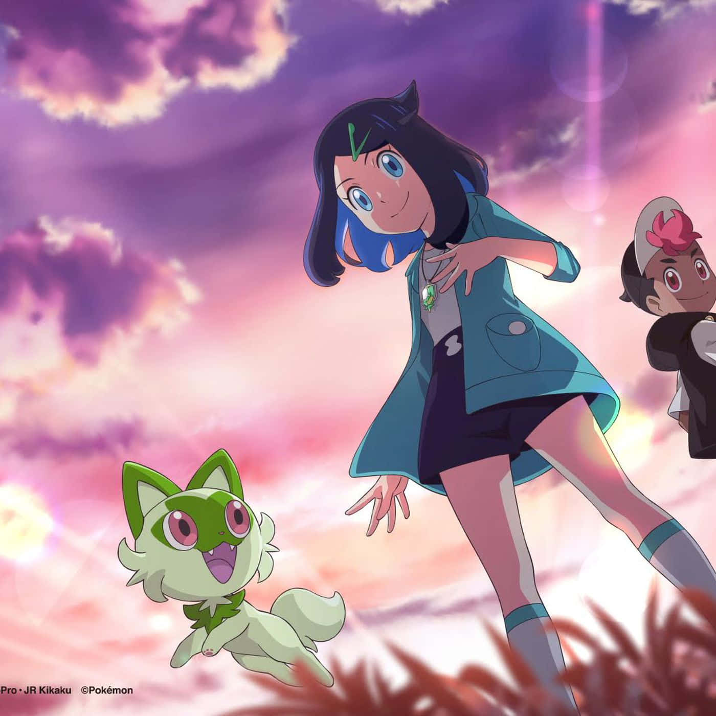 Pokemon Tv Shows 桌布 壁紙 — 一個快樂的動漫女孩和她綠色狐狸般的寶可夢在充滿活力的紫色和粉紅色日落天空中跳躍。