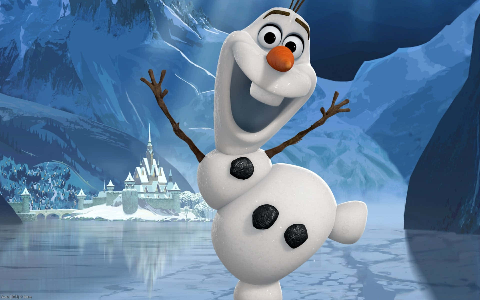 Olaf 桌布 壁紙 — 一個快樂的雪人，有樹枝手臂和胡蘿蔔鼻子，愉快地站在冰凍的湖和雪城堡前。