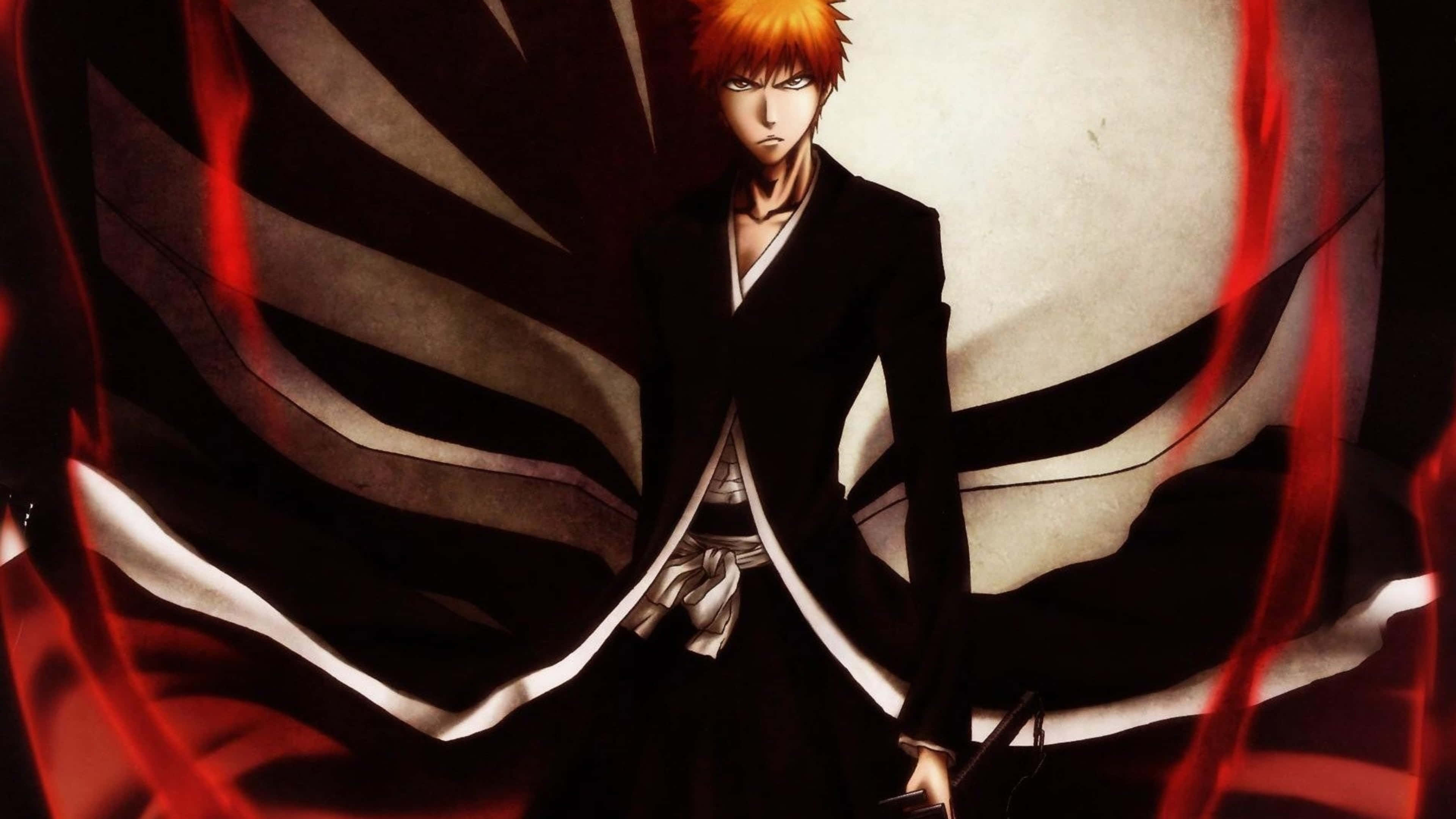 Ichigo 4K 桌布 壁紙 — 一個意志堅定的動漫戰士，橙色頭髮，黑色外套，站在旋轉的紅白能量漩渦前。