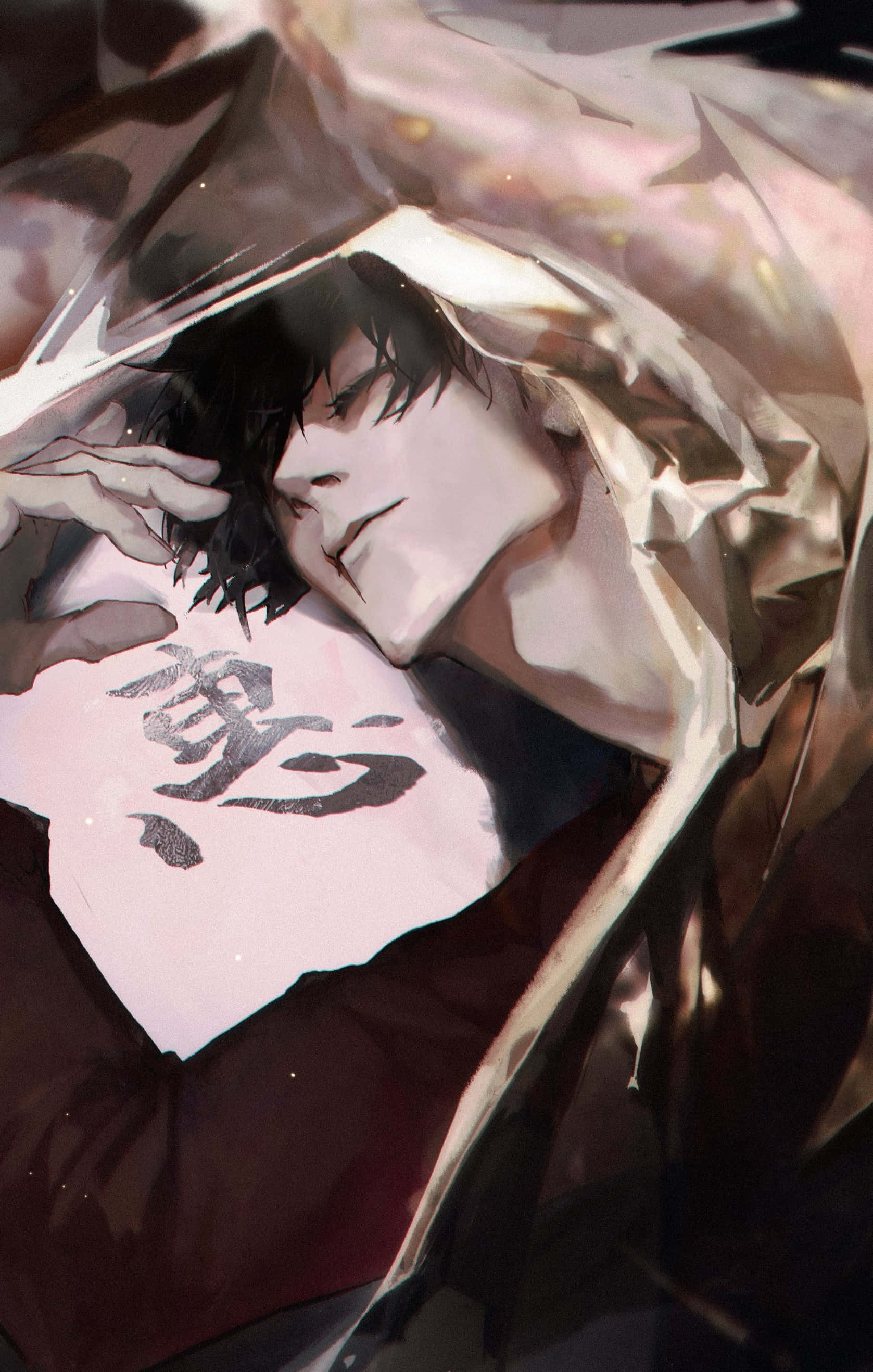 Toji Fushiguro 桌布 壁紙 — 一個戲劇性的動漫風格肖像，描繪一位黑髮、眼神銳利的年輕男子，部分被帶有日文字符的飄逸布料遮擋。