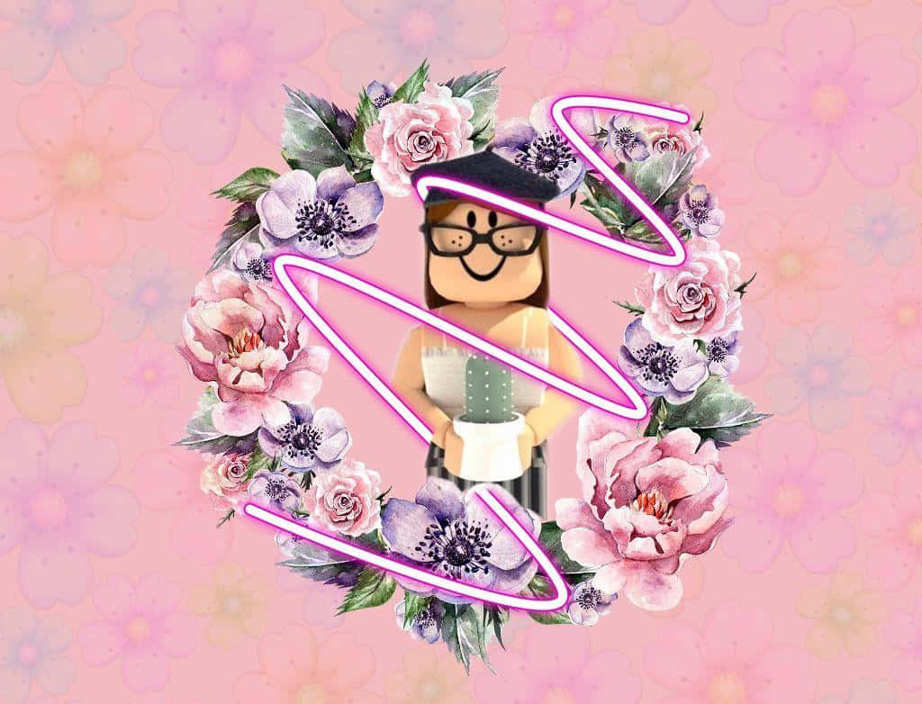 Roblox Aesthetic 桌布 壁紙 — 一個戴眼鏡和帽子的Roblox頭像，手持一個被粉紅色和紫色花朵花環包圍的仙人掌，背景是柔和的花卉圖案。
