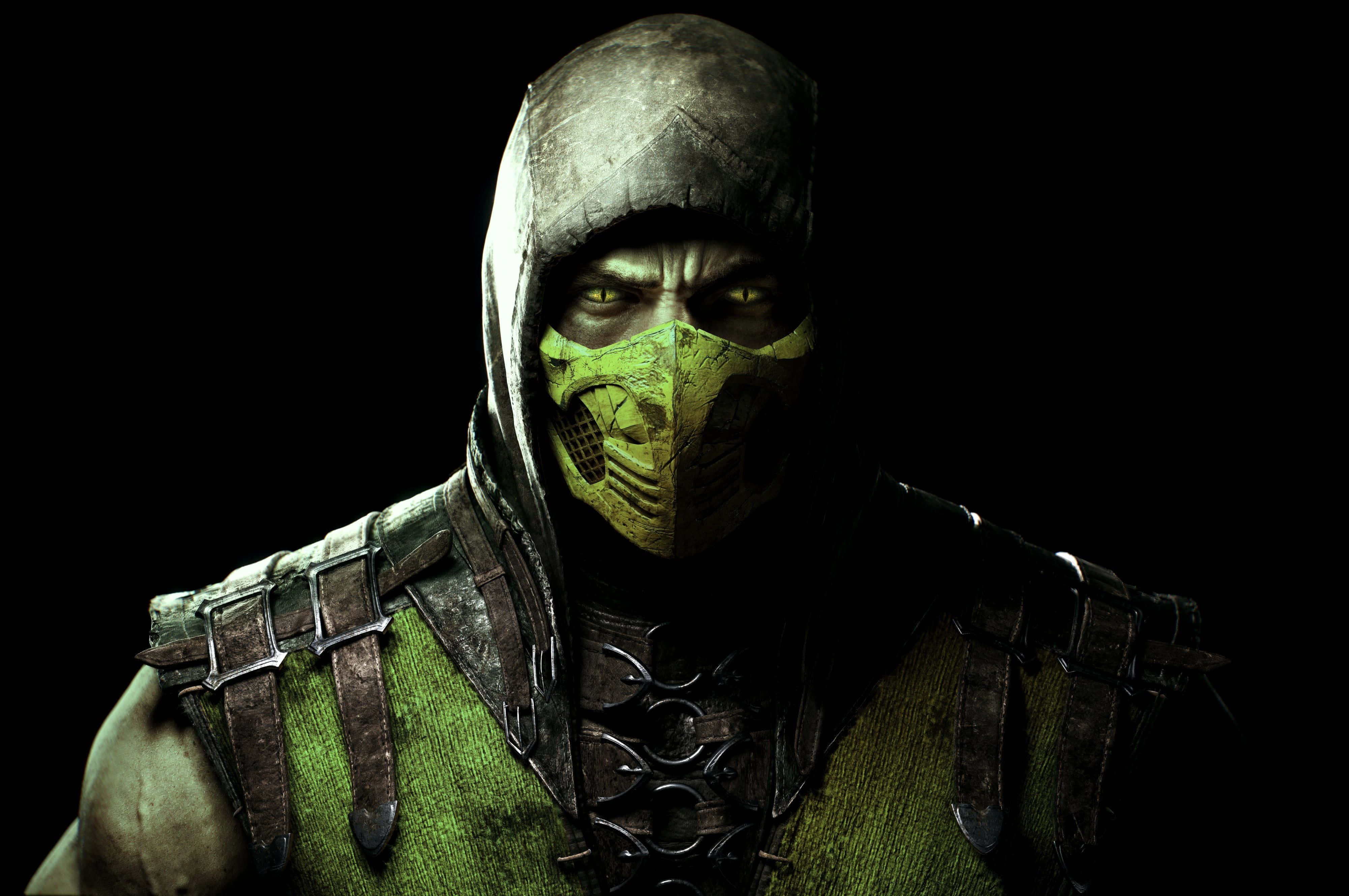 Mortal Kombat Reptile 桌布 壁紙 — 一個戴著兜帽、眼神兇狠、綠色眼睛發光、戴著猙獰面具的戰士，在黑色背景下凝視著。