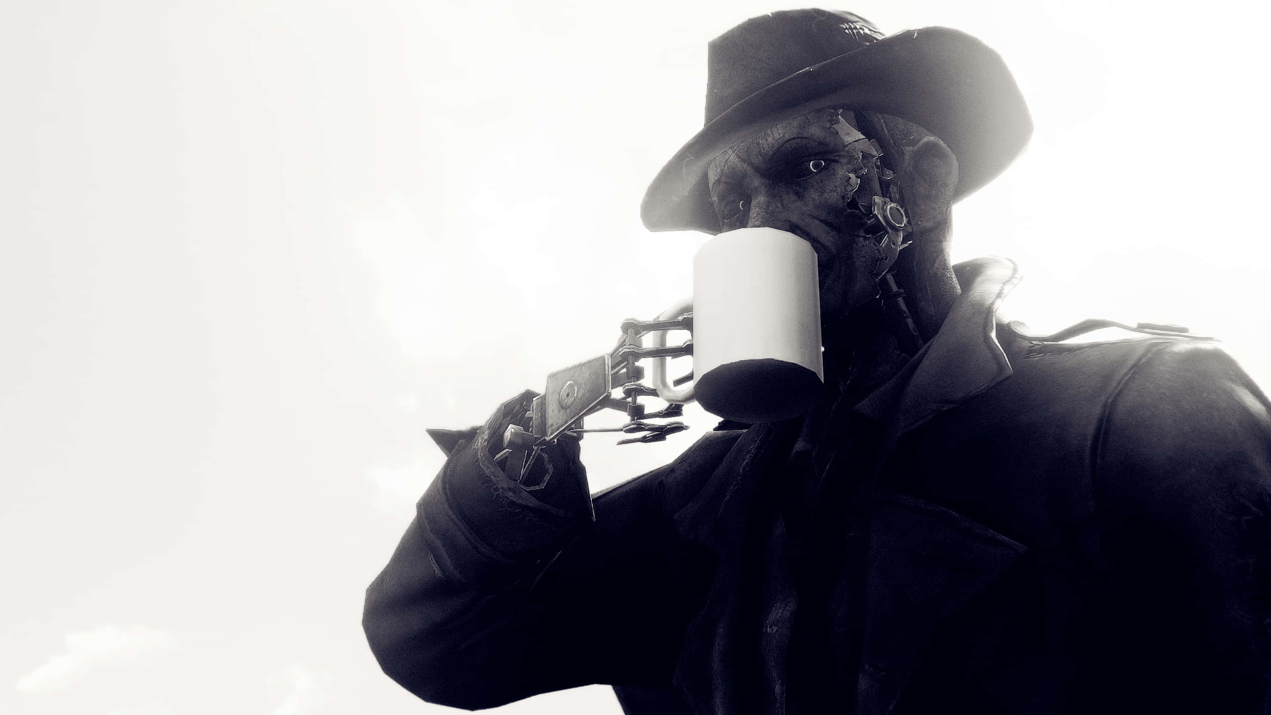 Nick Valentine 桌布 壁紙 — 一個戴著紳士帽的賽博格男人在明亮過曝的天空下從杯子裡啜飲。
