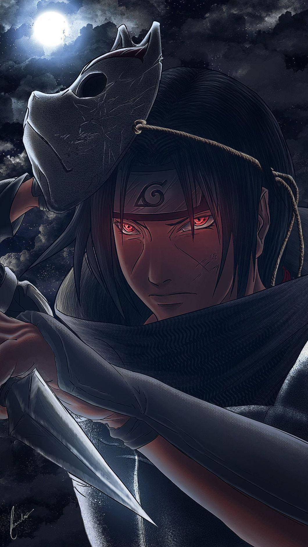 Itachi 桌布 壁紙 — 一個戴面具的動漫忍者，在黑暗暴風雨的天空下，滿月之下，手持苦無，雙眼發出紅光。
