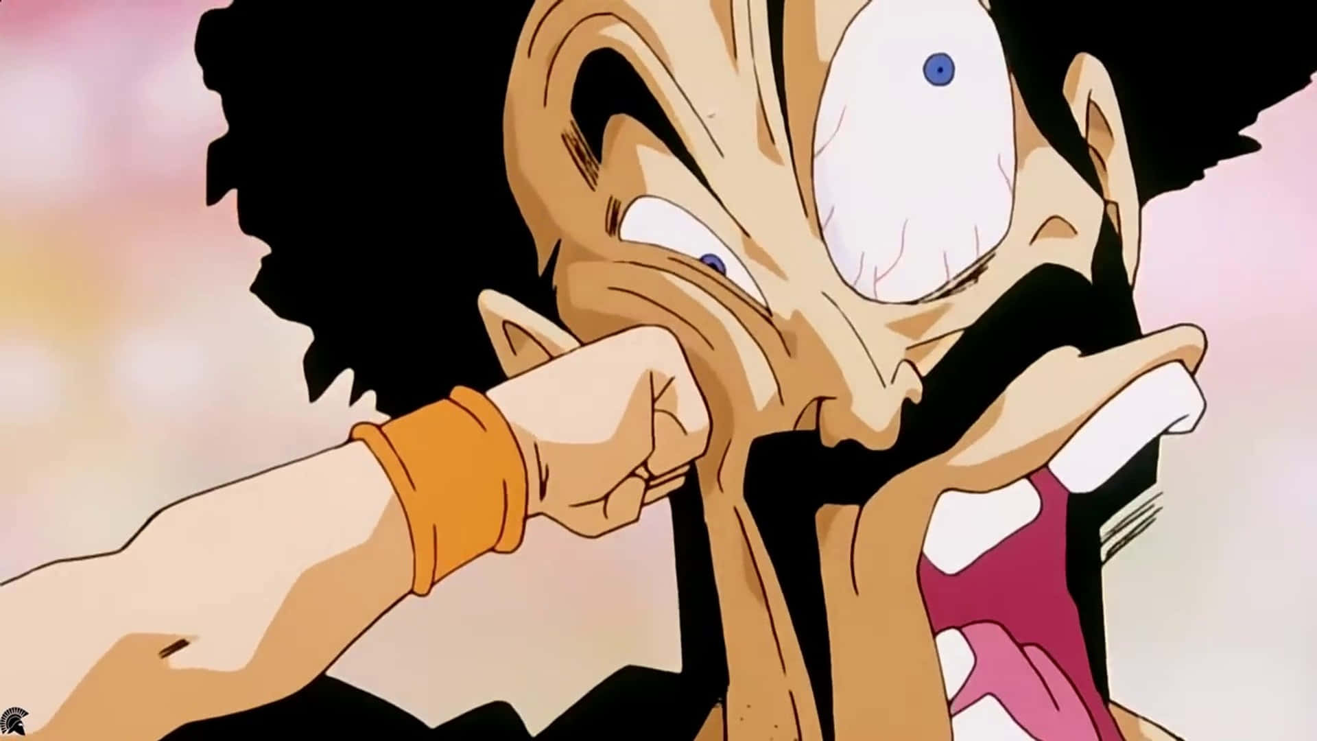 Hercule Satan 桌布 壁紙 — 一個擁有狂野黑髮和藍色眼睛的動漫角色，正以強烈的表情被拳打臉部。