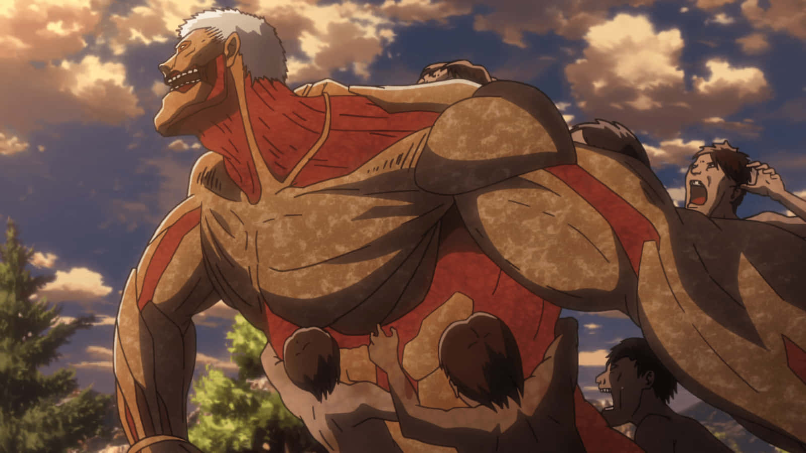 Armored Titan 桌布 壁紙 — 一個擁有白髮和紅色血管的巨型巨人，在陰雲密佈的天空下籠罩著驚恐的人類。