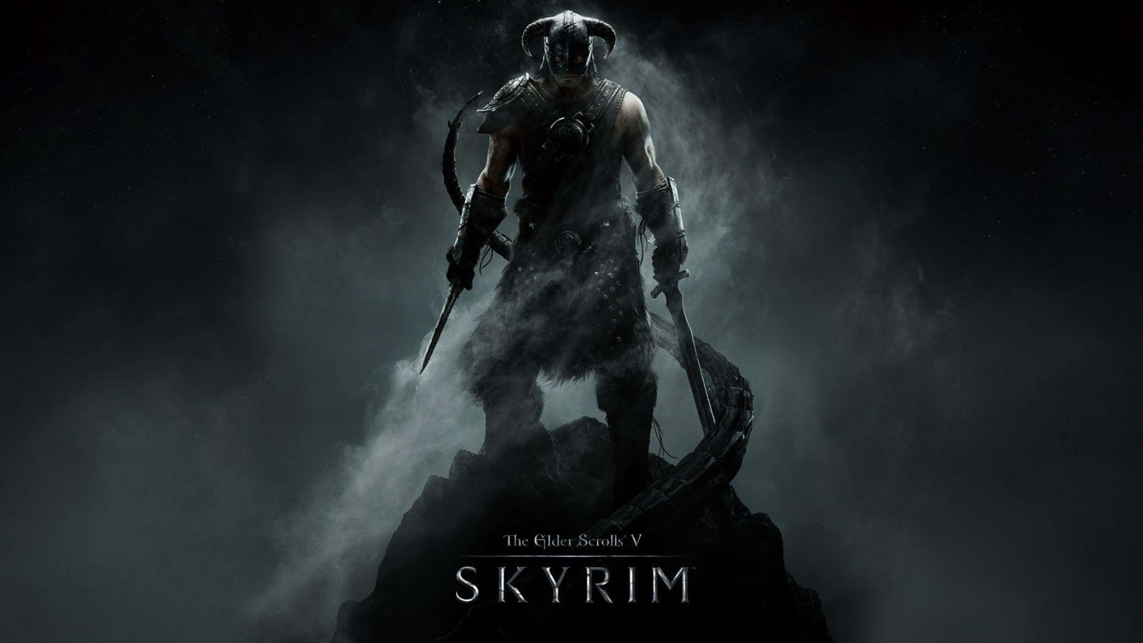 The Elder Scrolls V Skyrim 桌布 壁紙 — 一個有角的黑暗裝甲戰士站在岩石山峰上，手持劍對抗霧氣陰沉的天氣。