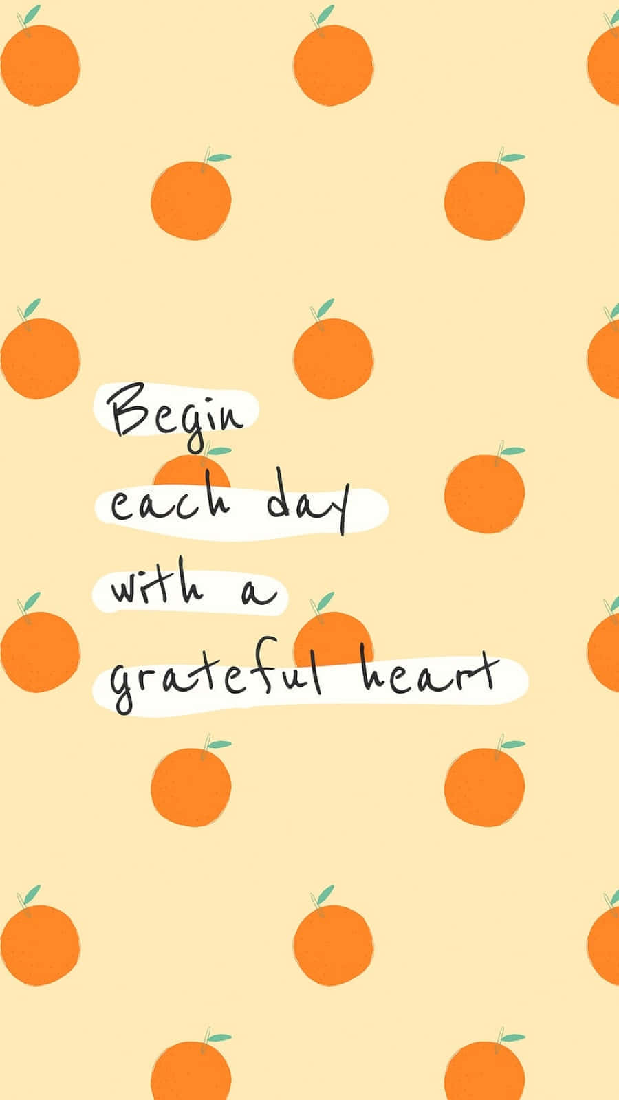 Cute Orange 桌布 壁紙 — 一個歡快的壁紙，帶有橙色水果圖標和手寫文字，在淡黃色背景上鼓勵感恩。