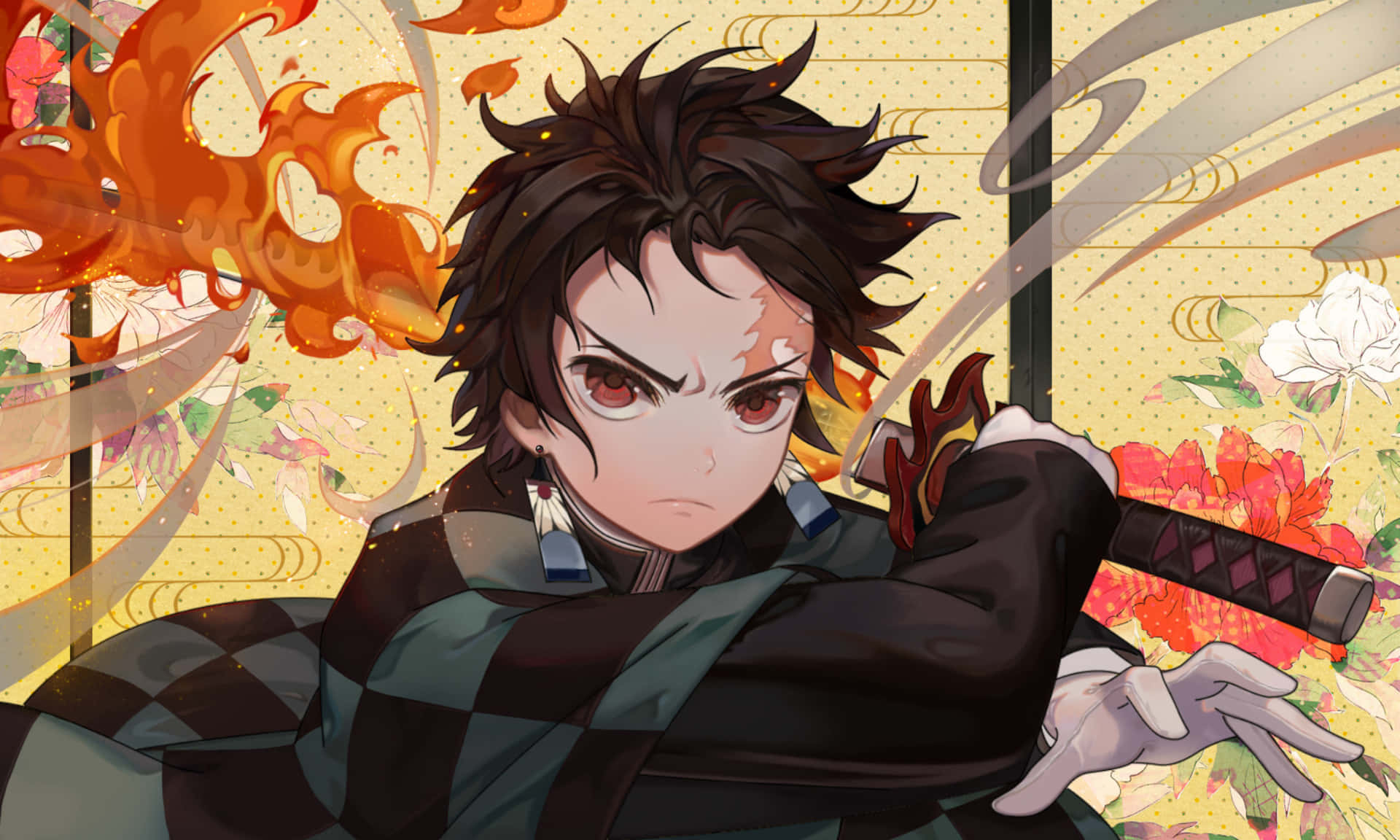 炭治郎 桌布 壁紙 — 一個決心堅定的動漫男孩，擁有火紅的頭髮和紅色的眼睛，在充滿活力的花卉和火焰背景下緊握著劍。