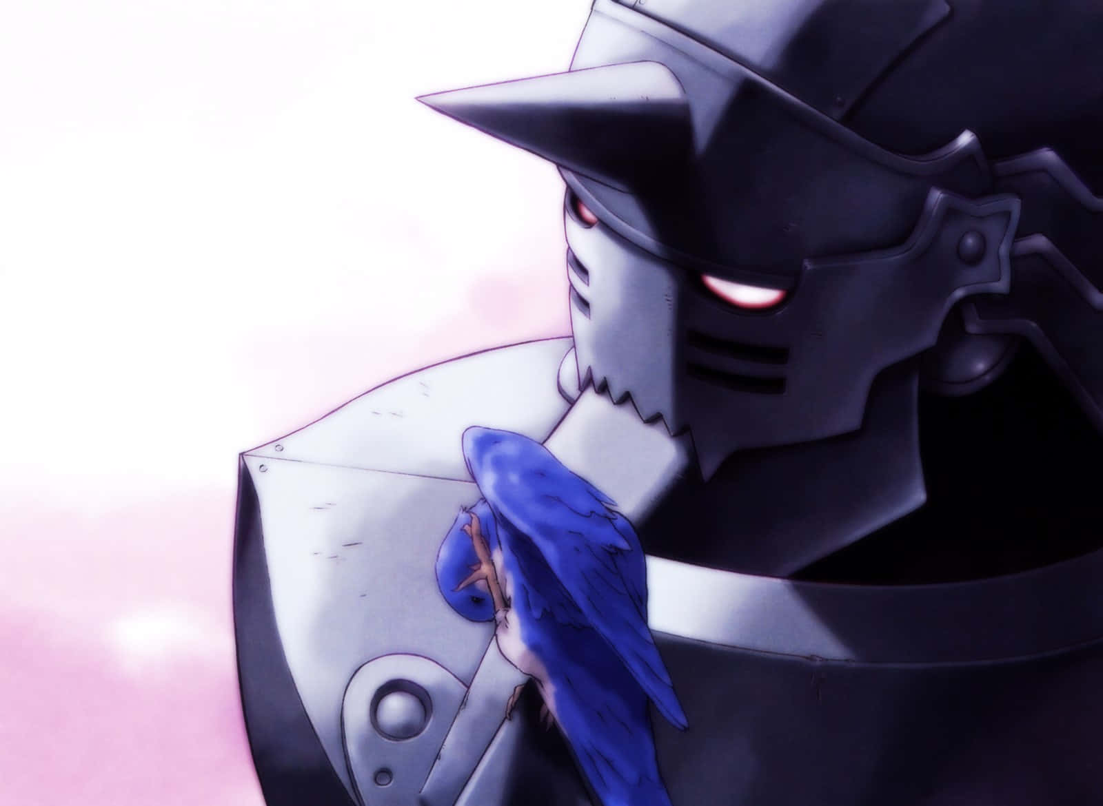 Alphonse Elric 桌布 壁紙 — 一個特寫鏡頭，一個身穿盔甲的威脅性騎士，眼睛發出紅光，一隻藍色小鳥棲息在他的肩膀上，背景是柔和的粉紅色和白色。